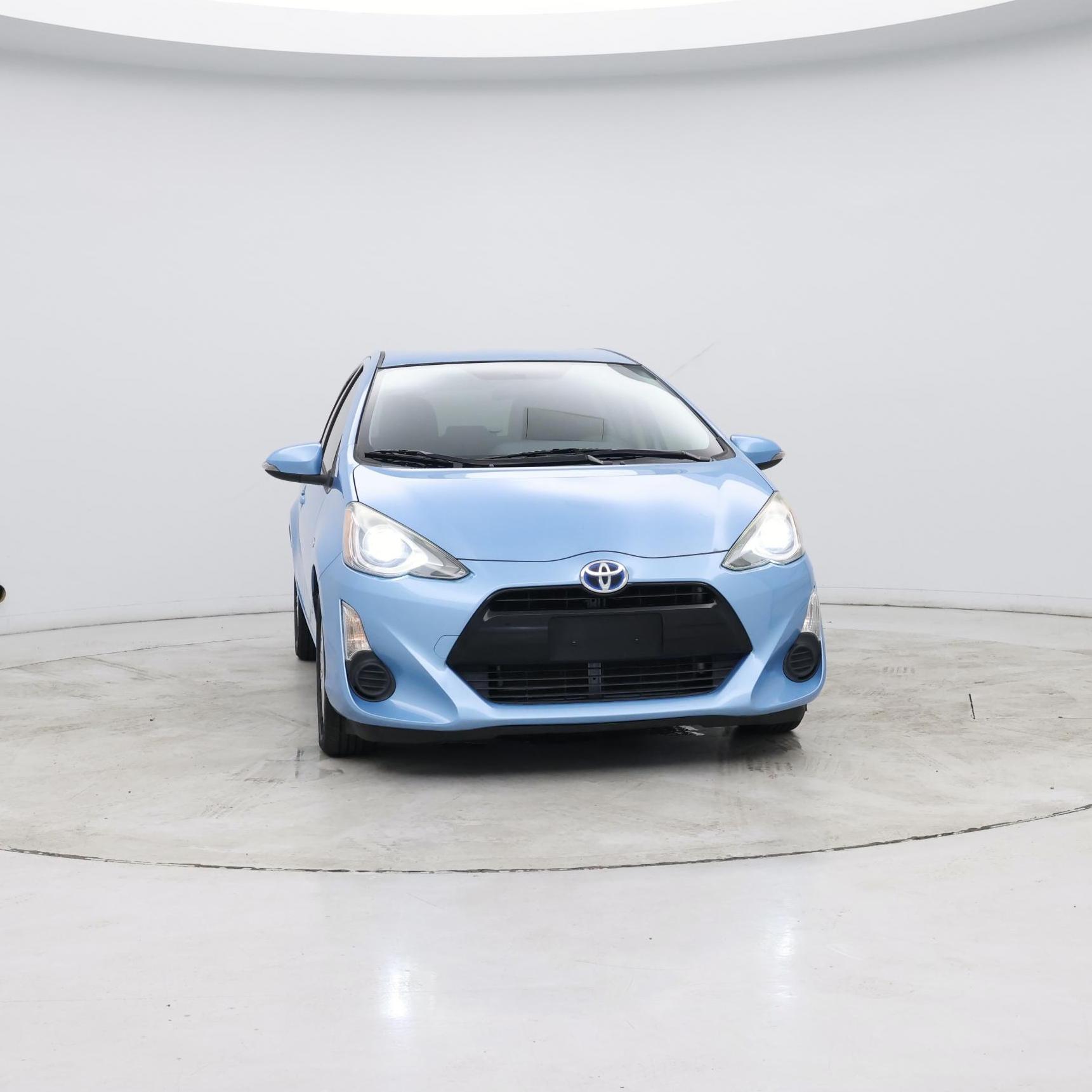 Thumbnail: 2015 Toyota Prius c - 5