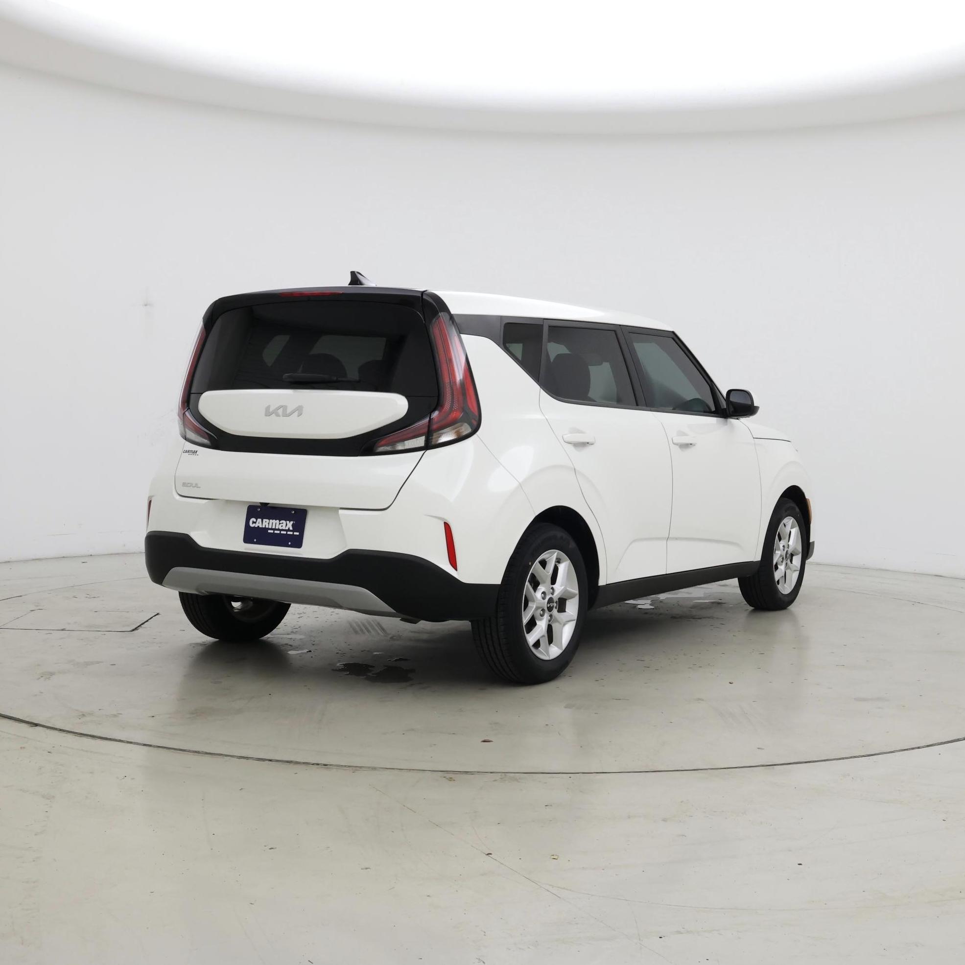 Thumbnail: 2023 Kia Soul - 8