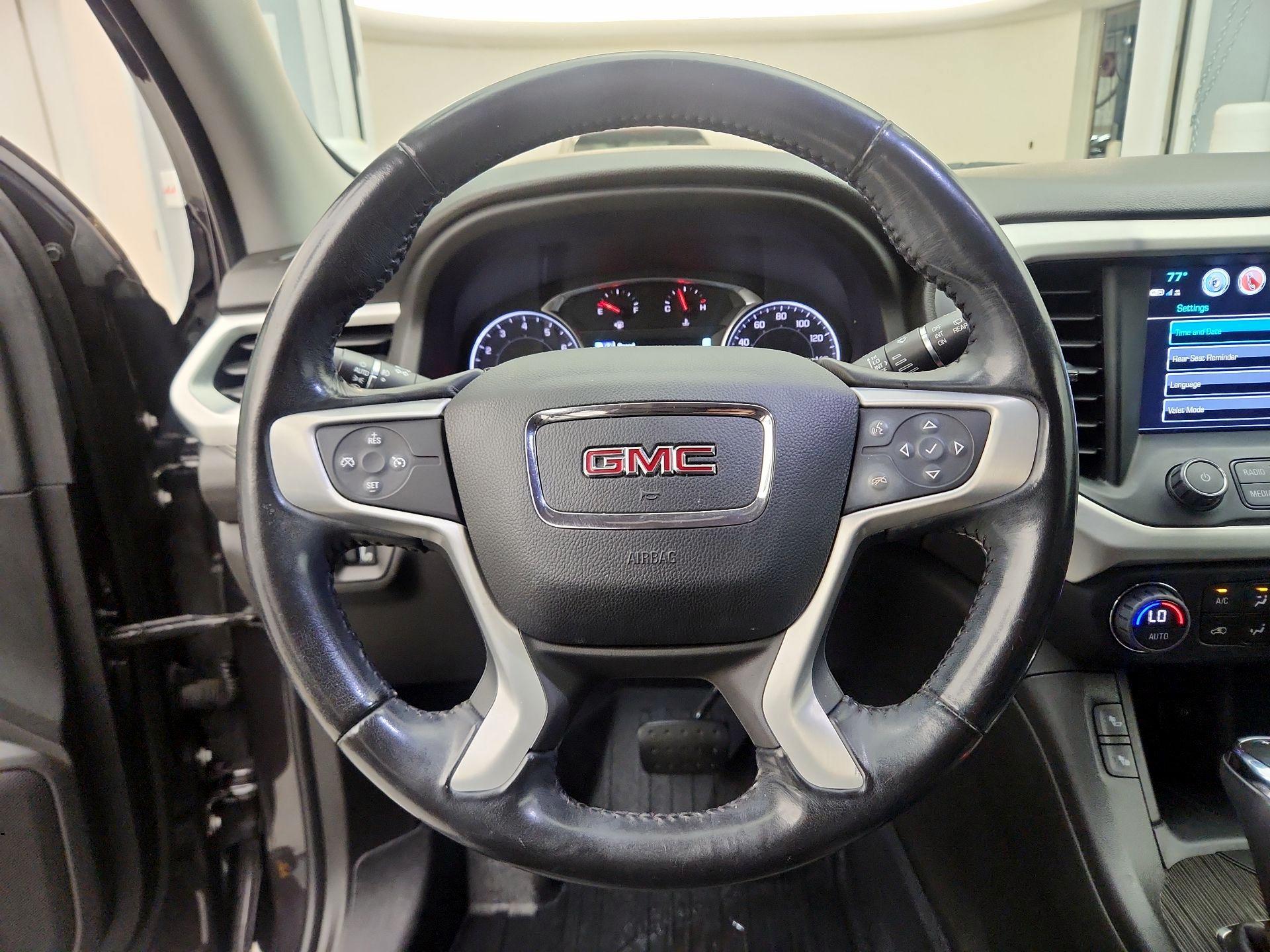 Thumbnail: 2019 GMC Acadia - 10