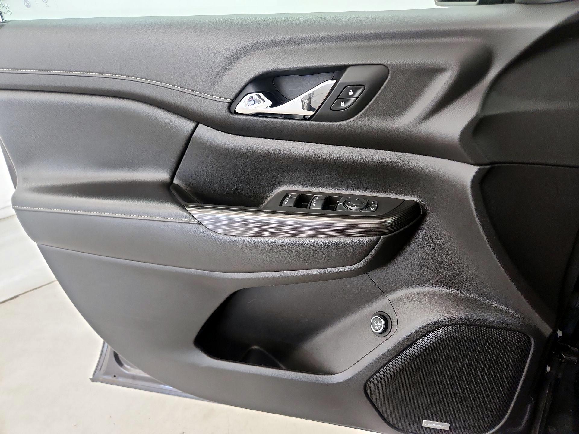 Thumbnail: 2019 GMC Acadia - 12