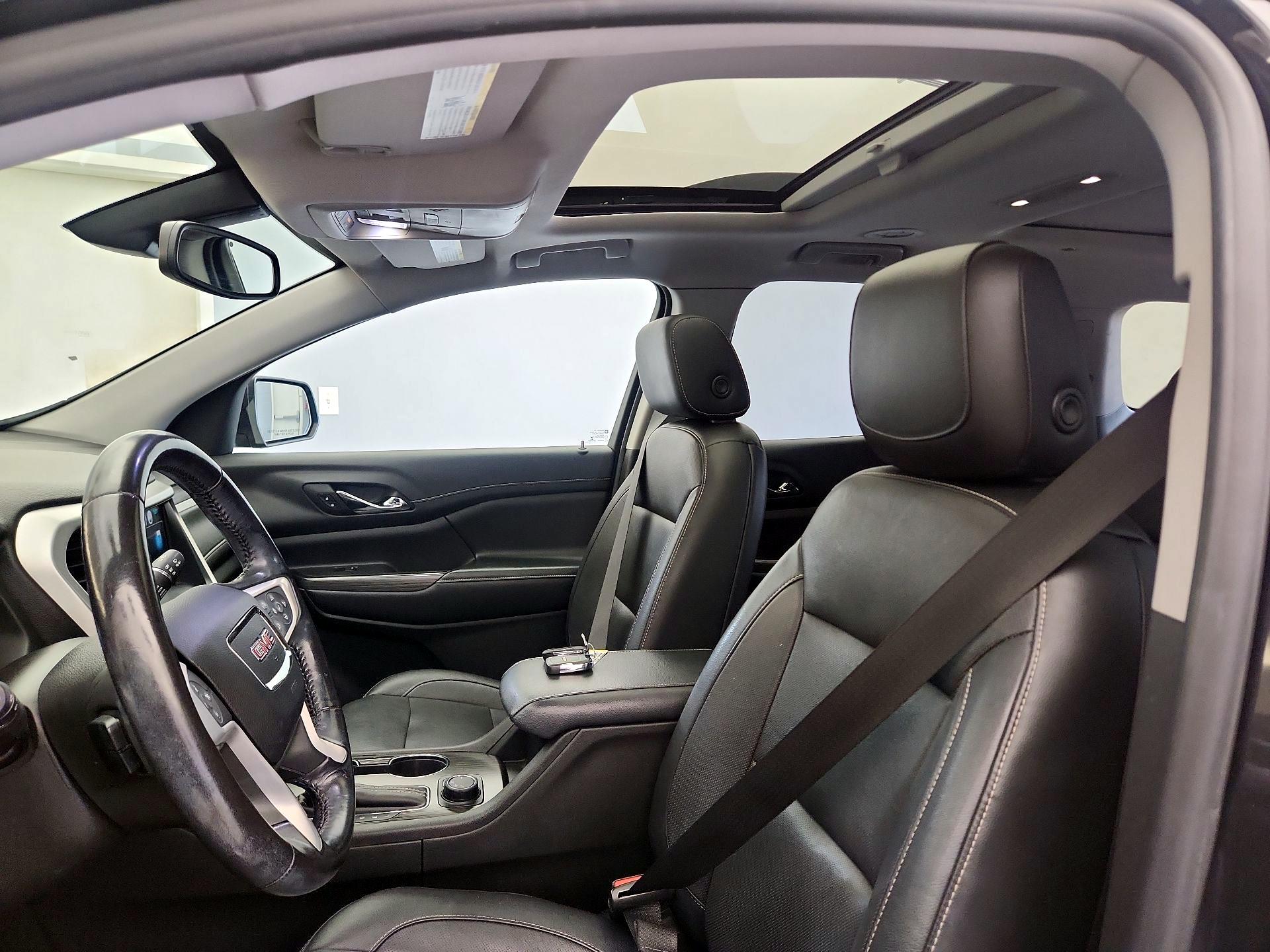 Thumbnail: 2019 GMC Acadia - 19