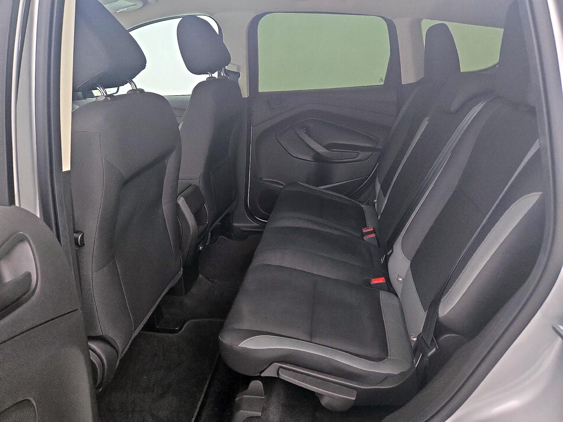 Thumbnail: 2016 Ford Escape - 19