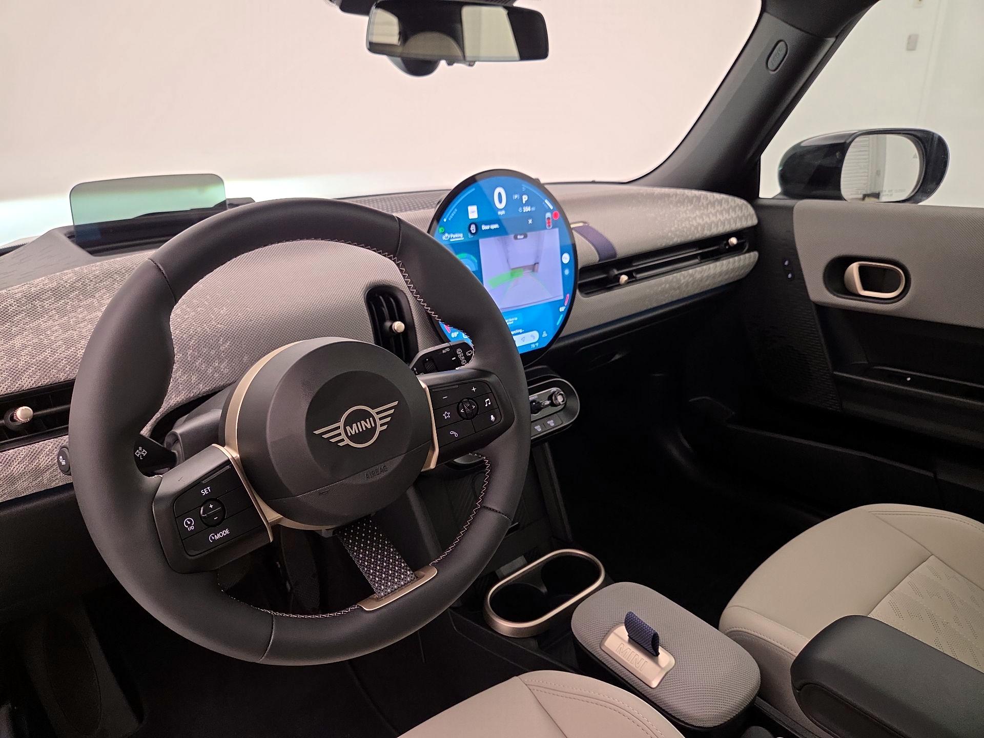 Thumbnail: 2025 MINI Cooper Hardtop - 9
