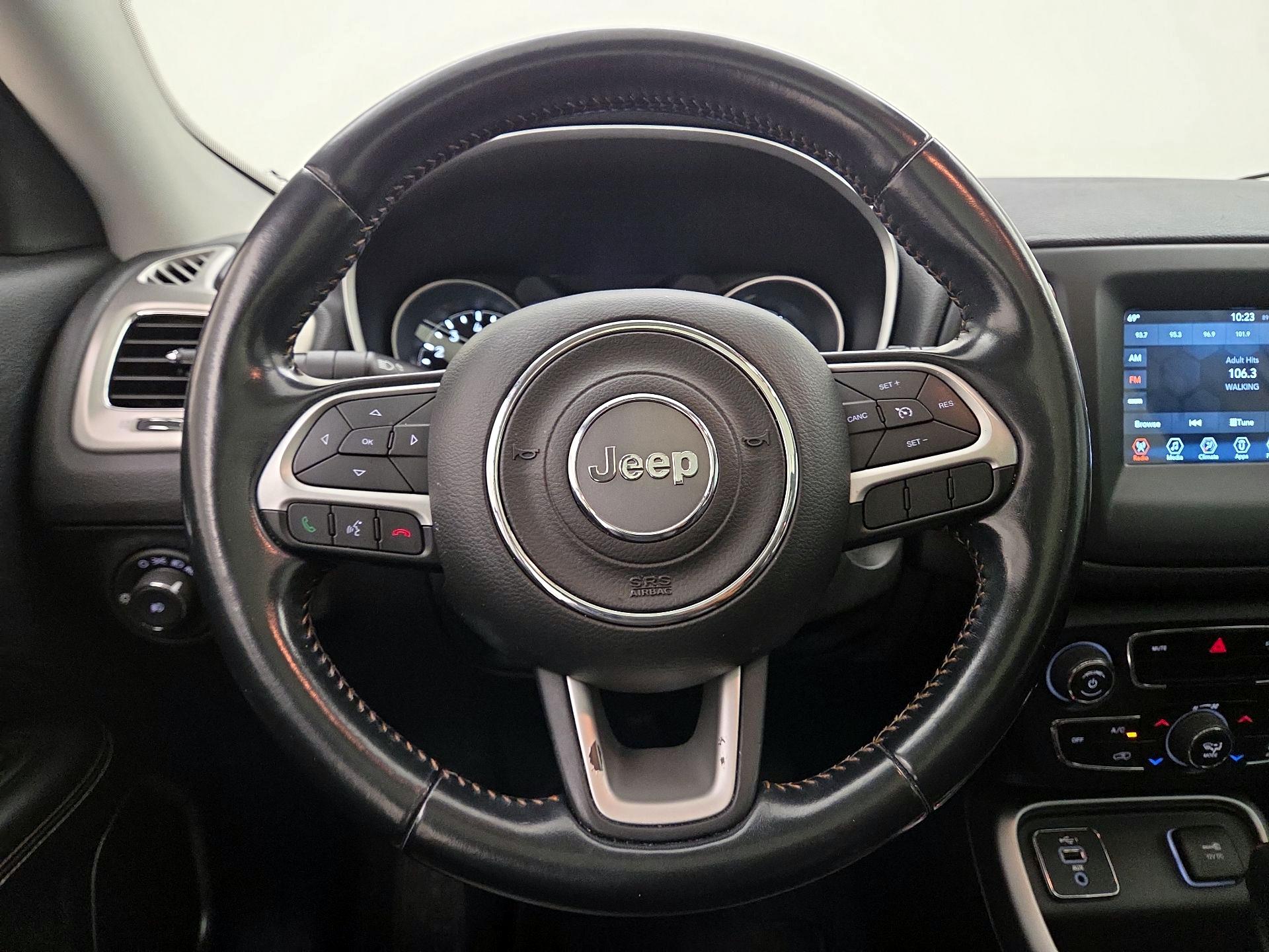 Thumbnail: 2020 Jeep Compass - 10