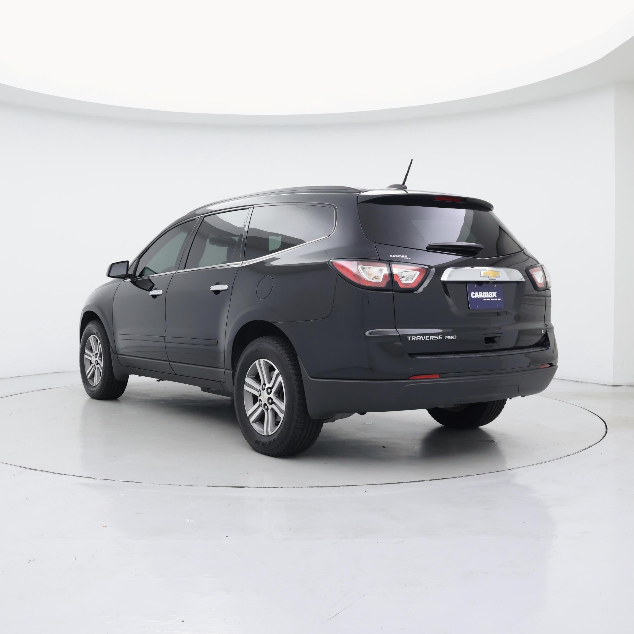 Thumbnail: 2017 Chevrolet Traverse - 2