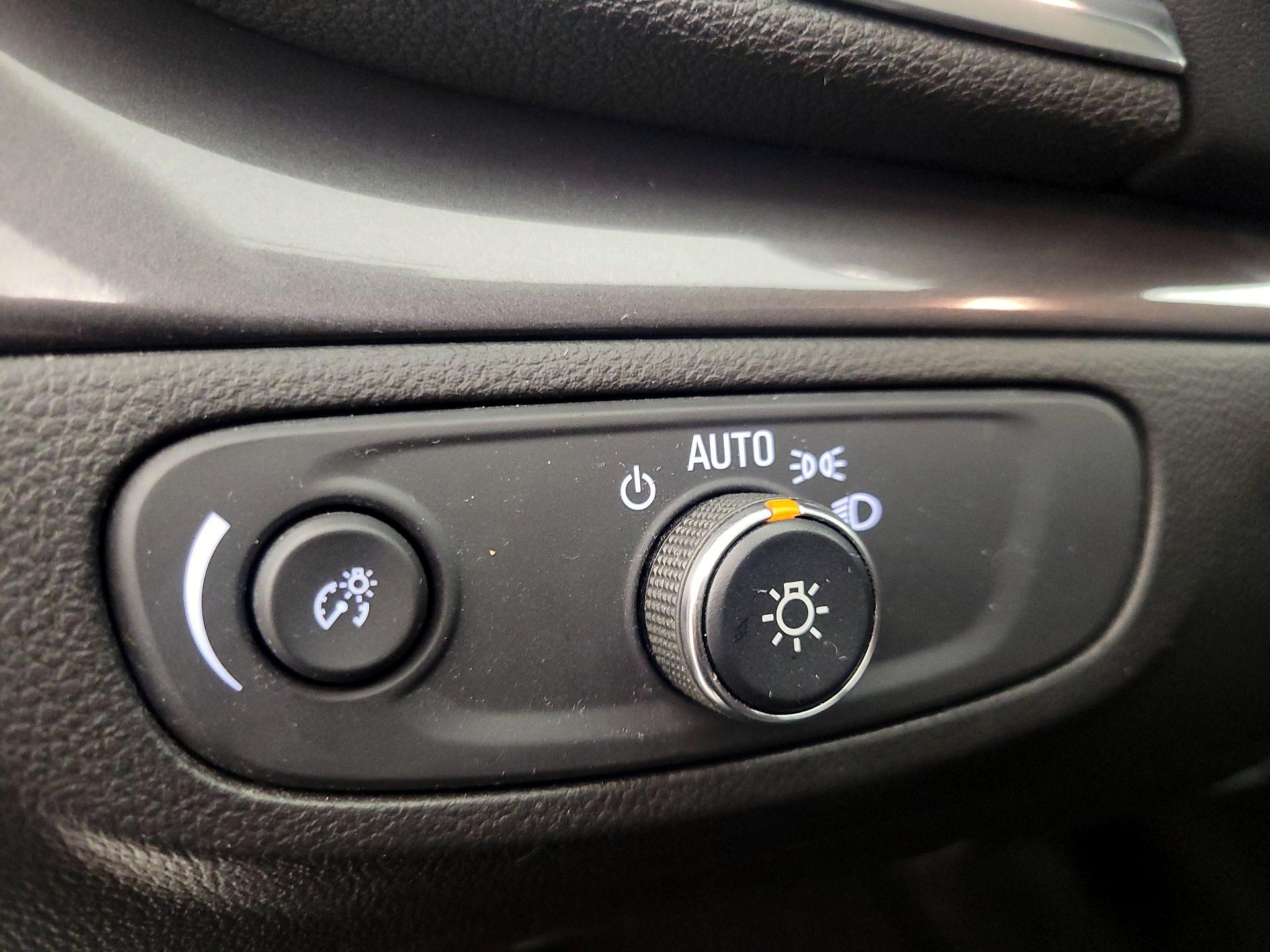 Thumbnail: 2021 Buick Encore - 13