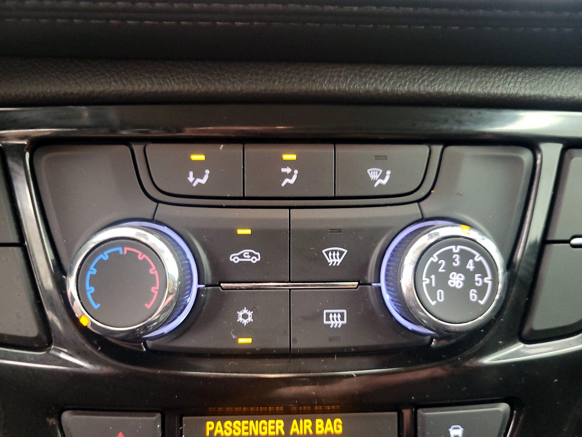 Thumbnail: 2021 Buick Encore - 16