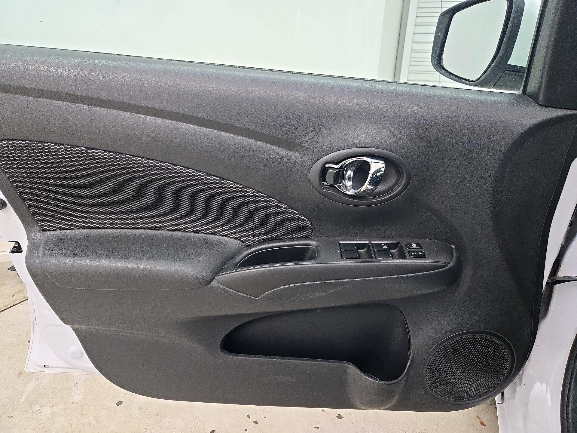 Thumbnail: 2018 Nissan Versa - 12