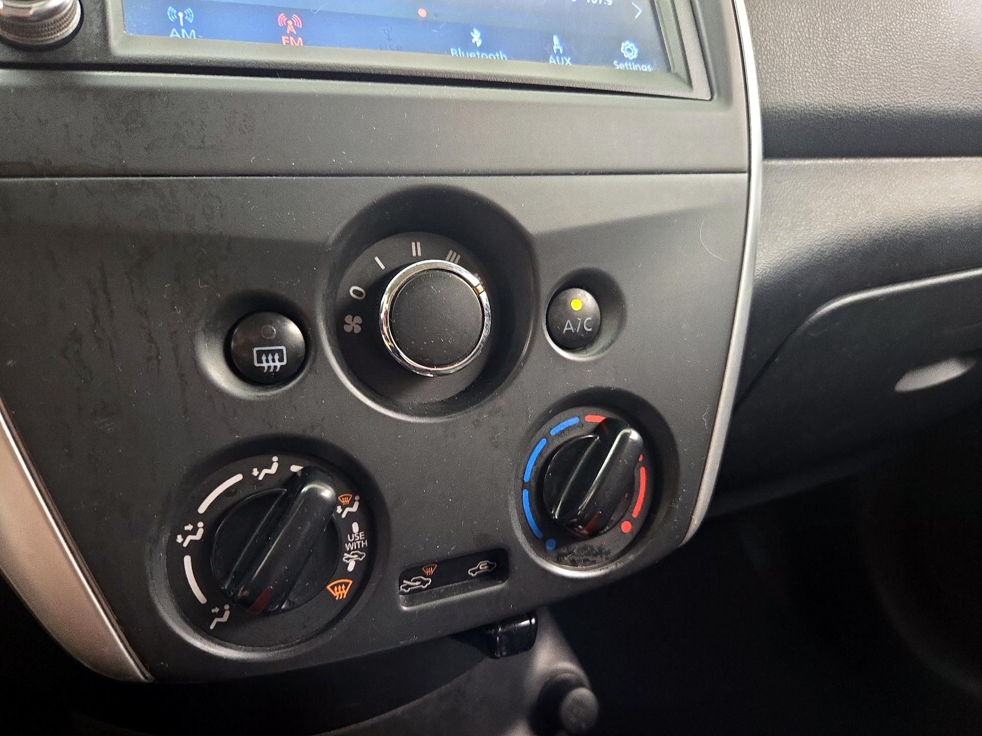 Thumbnail: 2018 Nissan Versa - 15