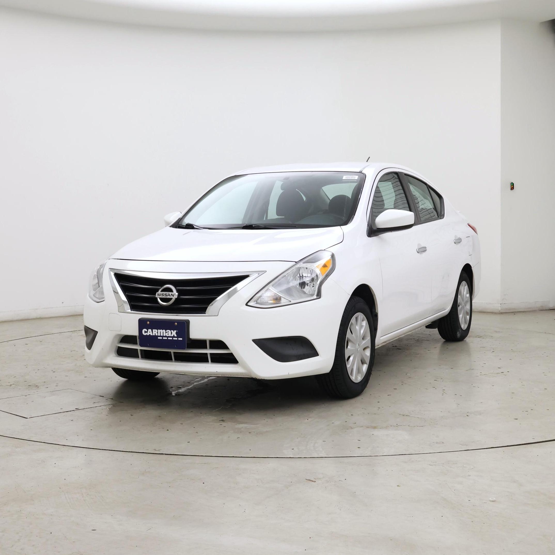 Thumbnail: 2018 Nissan Versa - 4