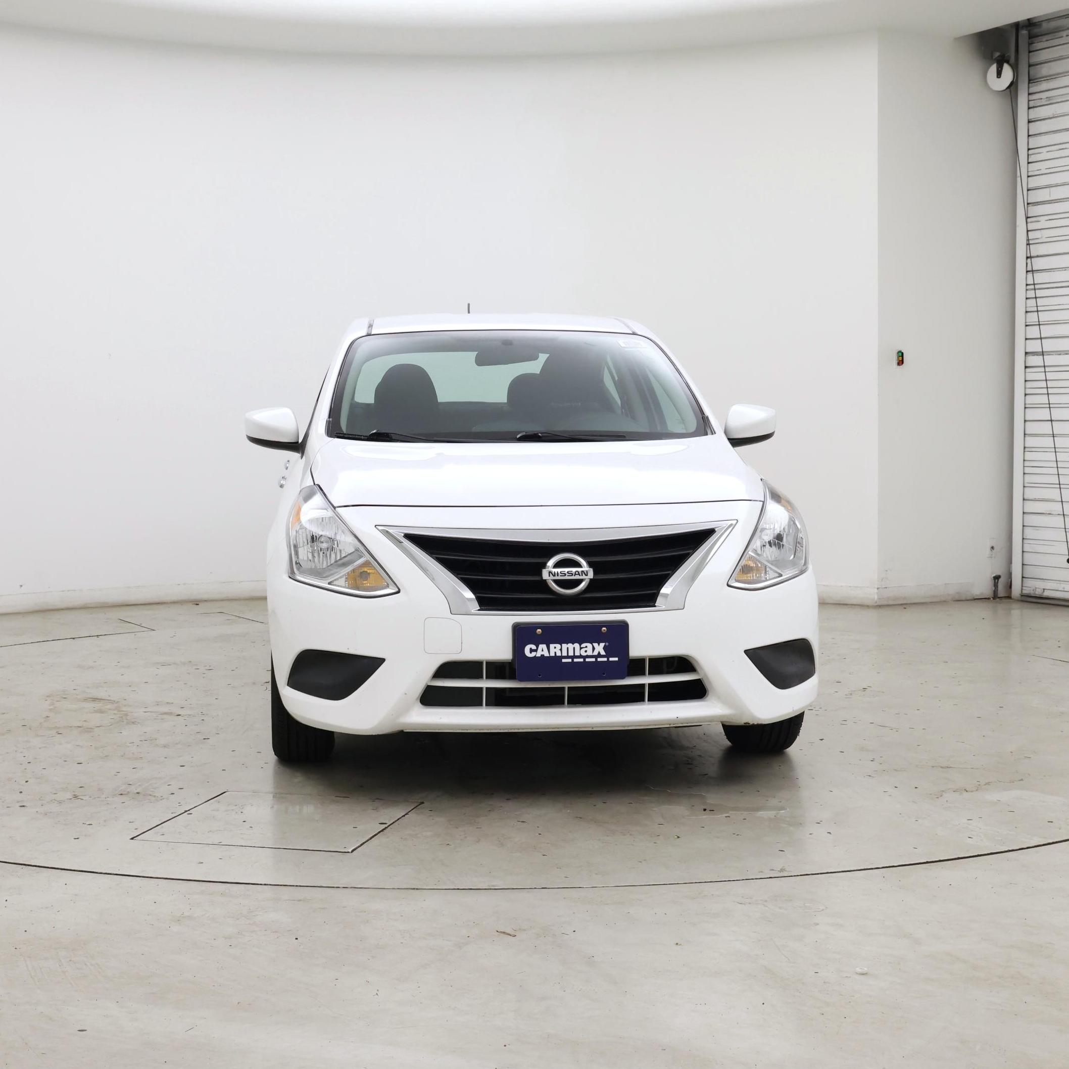 Thumbnail: 2018 Nissan Versa - 5