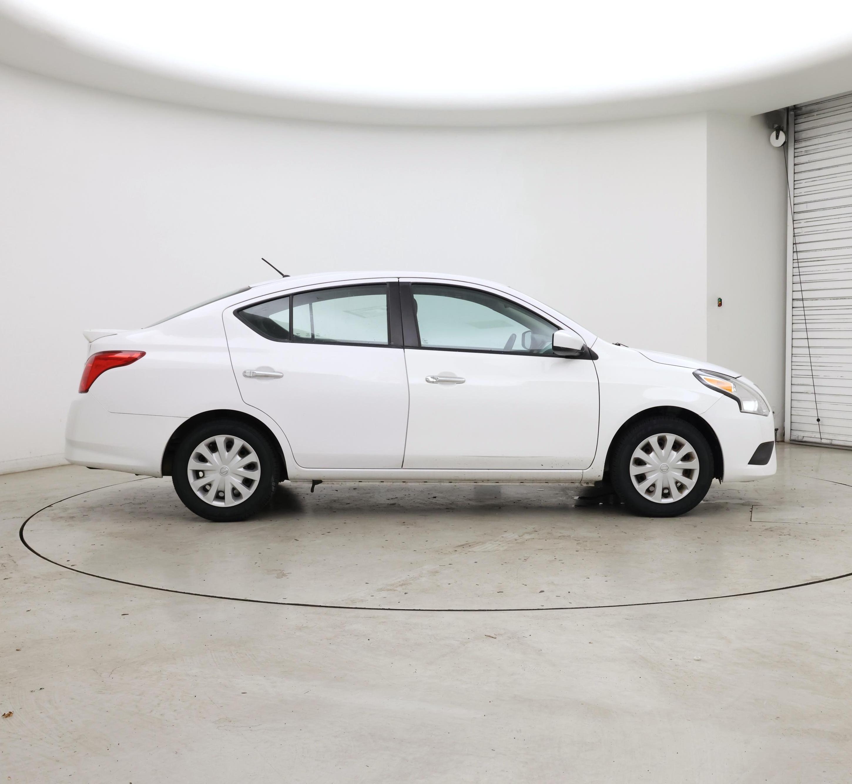 Thumbnail: 2018 Nissan Versa - 7
