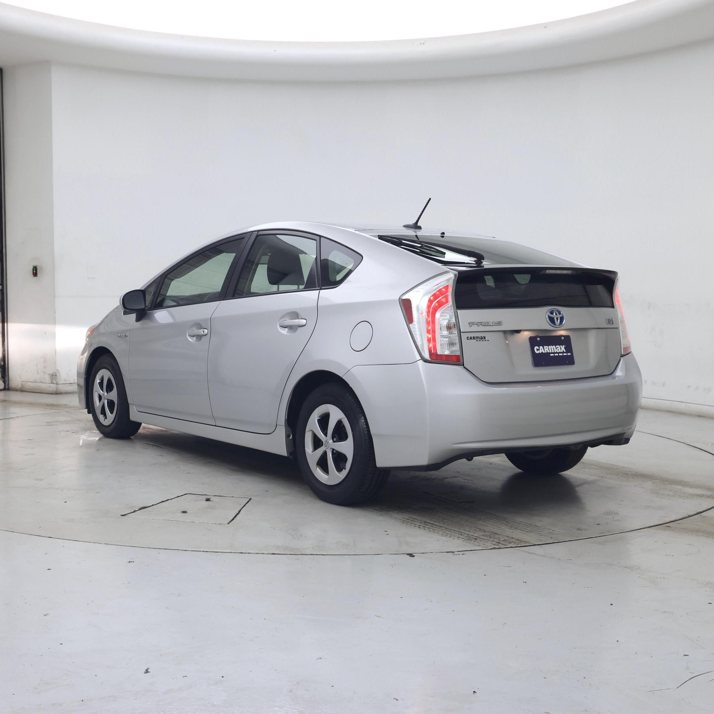 Thumbnail: 2014 Toyota Prius - 2