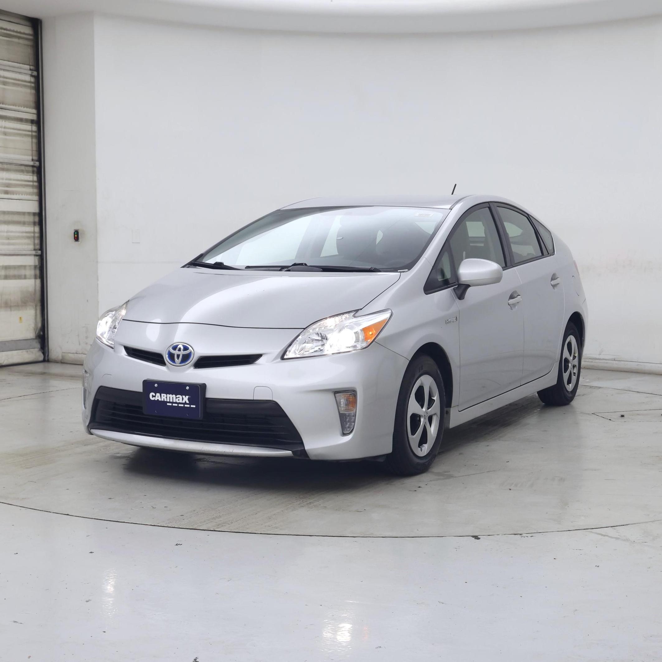 Thumbnail: 2014 Toyota Prius - 4