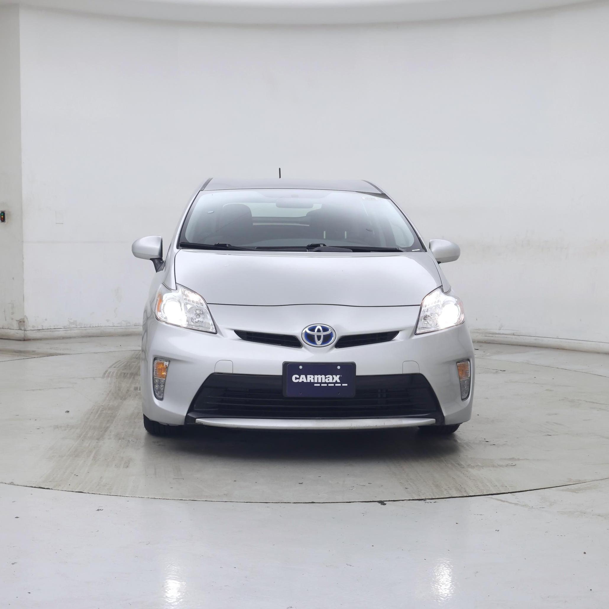 Thumbnail: 2014 Toyota Prius - 5