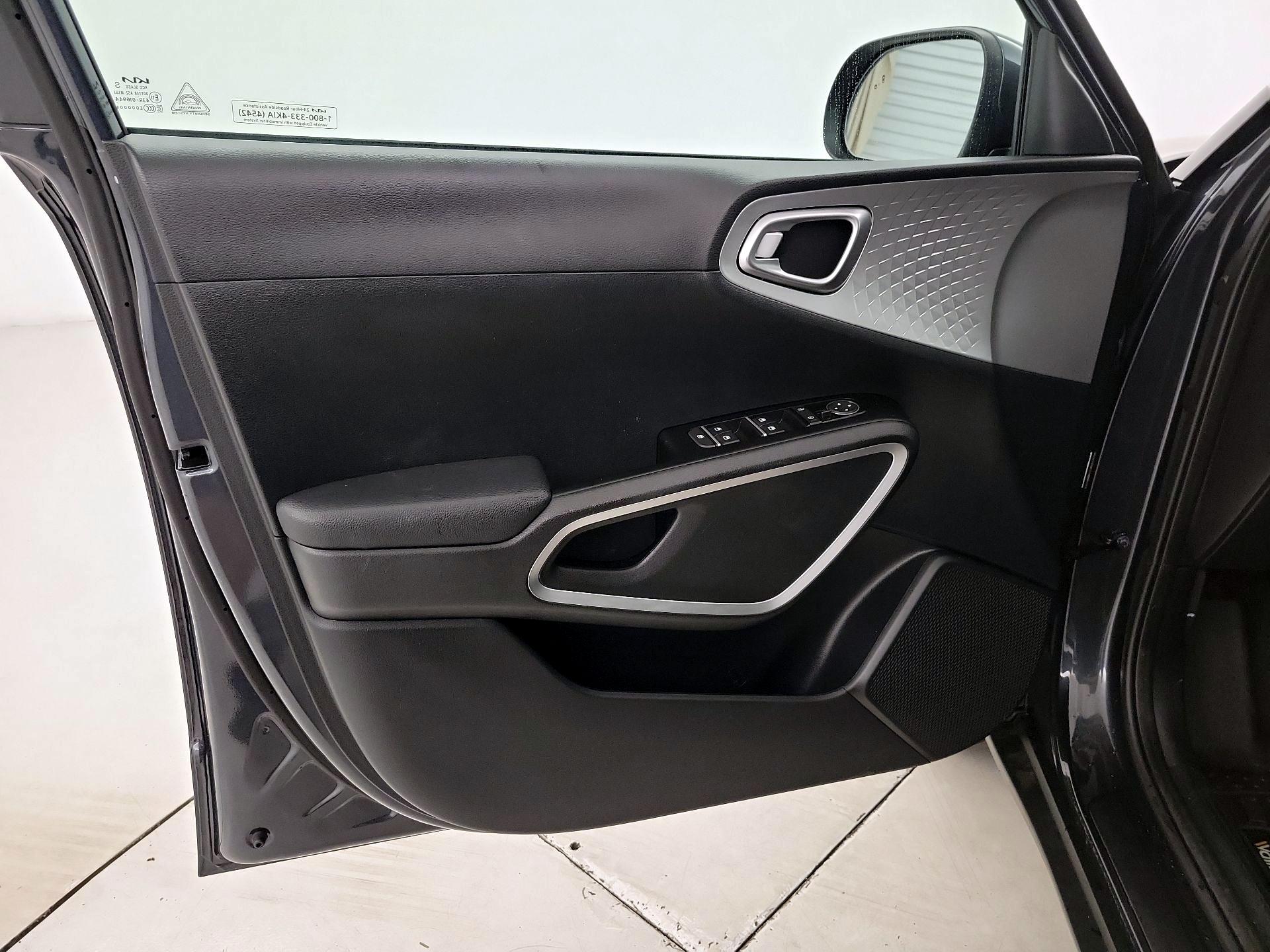 Thumbnail: 2025 Kia Soul - 12
