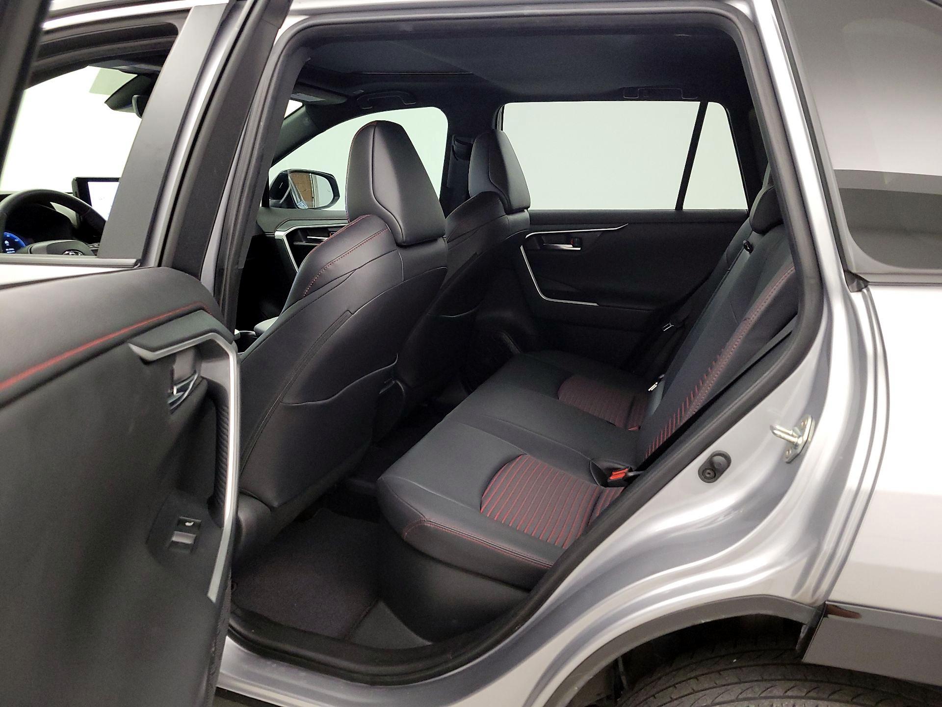 Thumbnail: 2024 Toyota RAV4 - 20