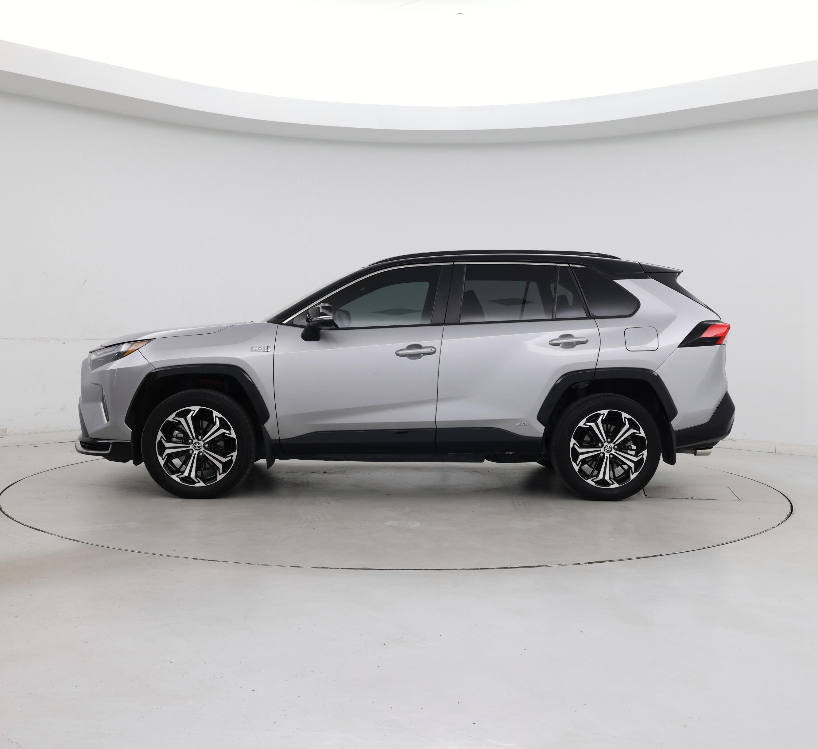 Thumbnail: 2024 Toyota RAV4 - 3