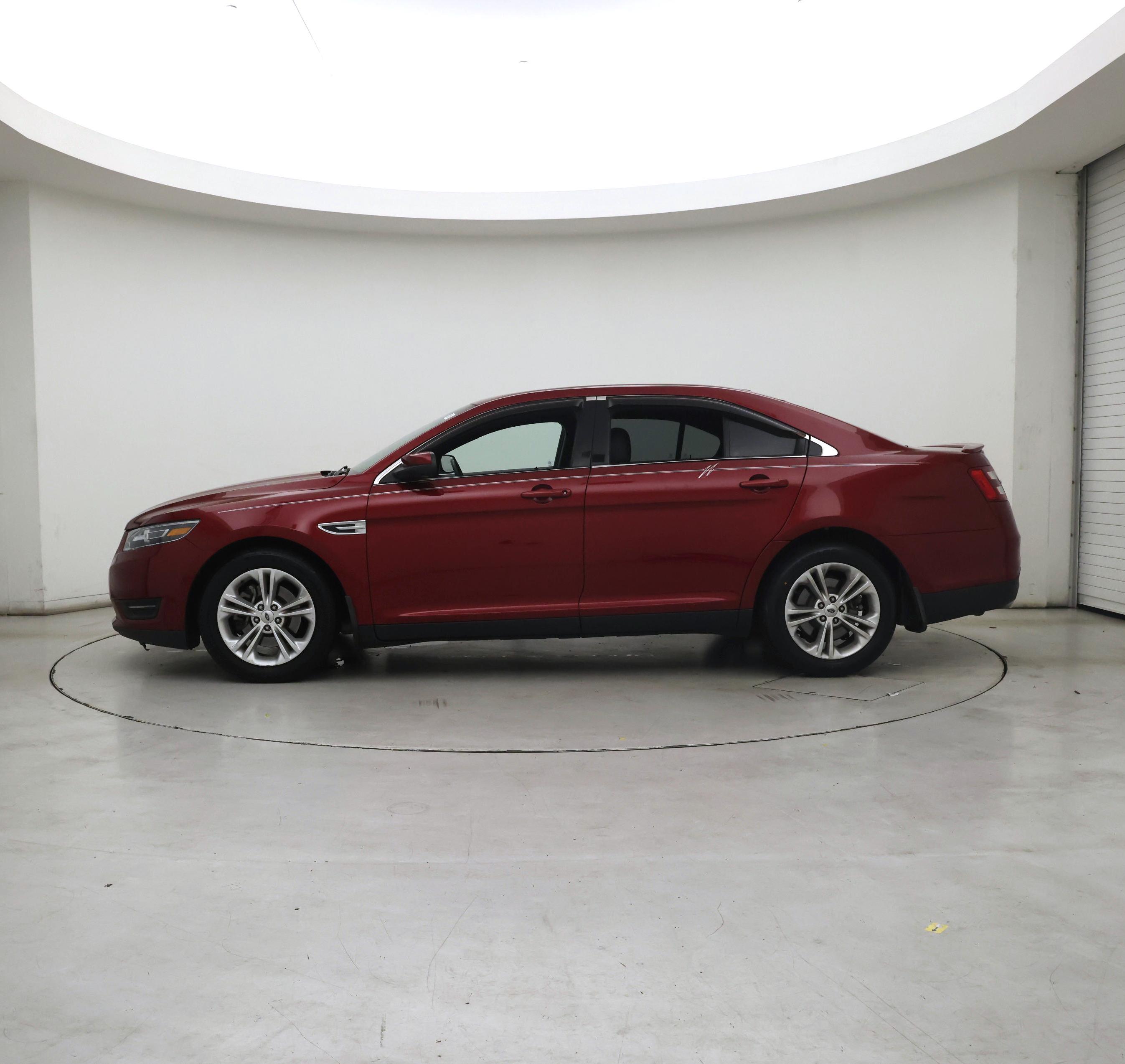 Thumbnail: 2015 Ford Taurus - 3