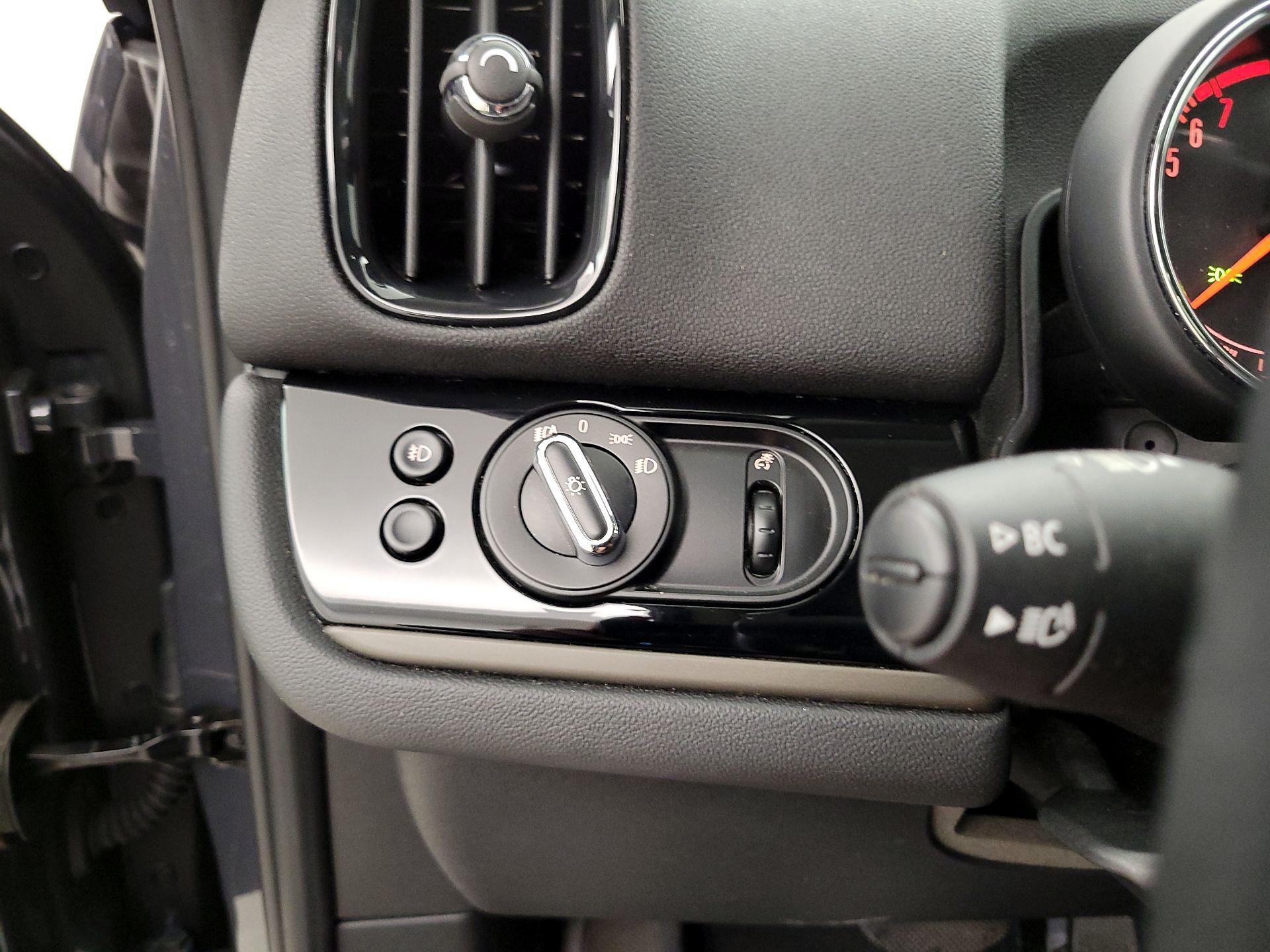 Thumbnail: 2019 MINI Cooper Countryman - 11
