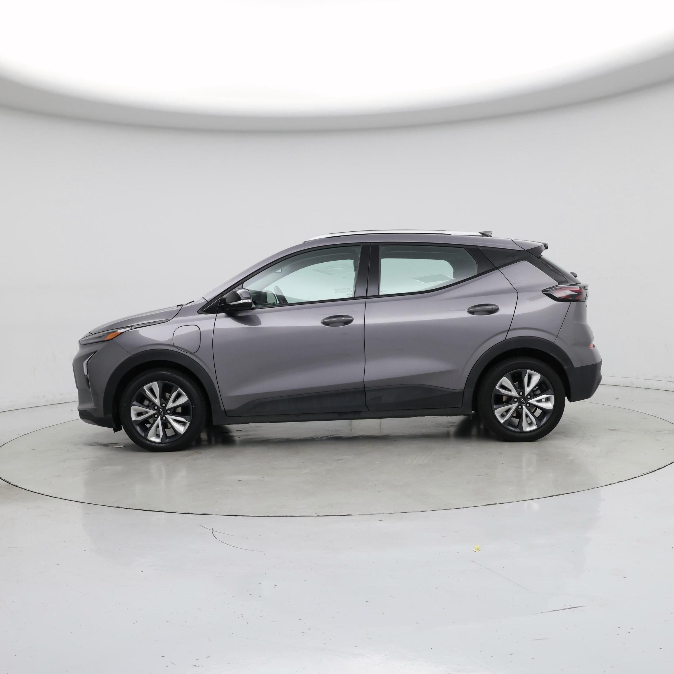Thumbnail: 2023 Chevrolet Bolt EUV - 3