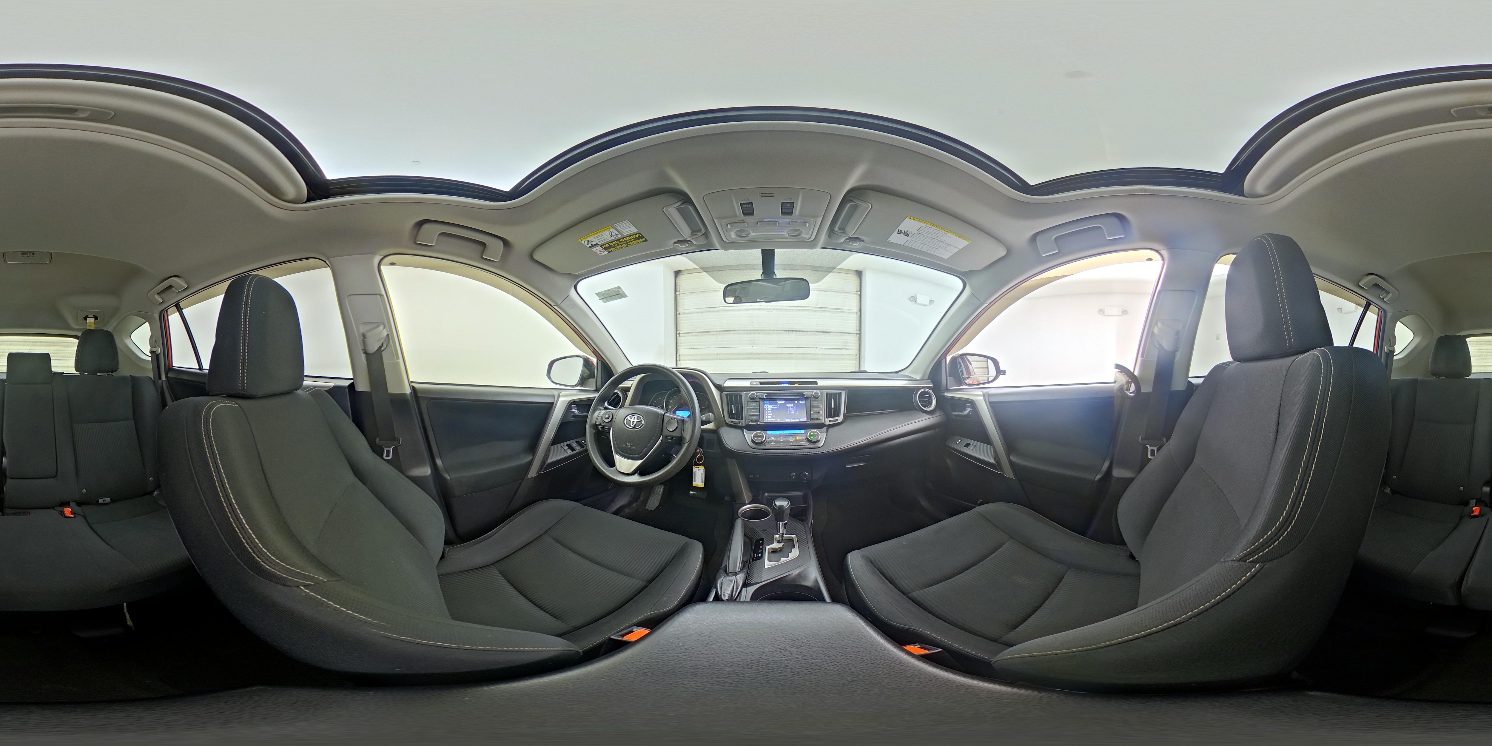 2015 Toyota RAV4 XLE - Photo 25