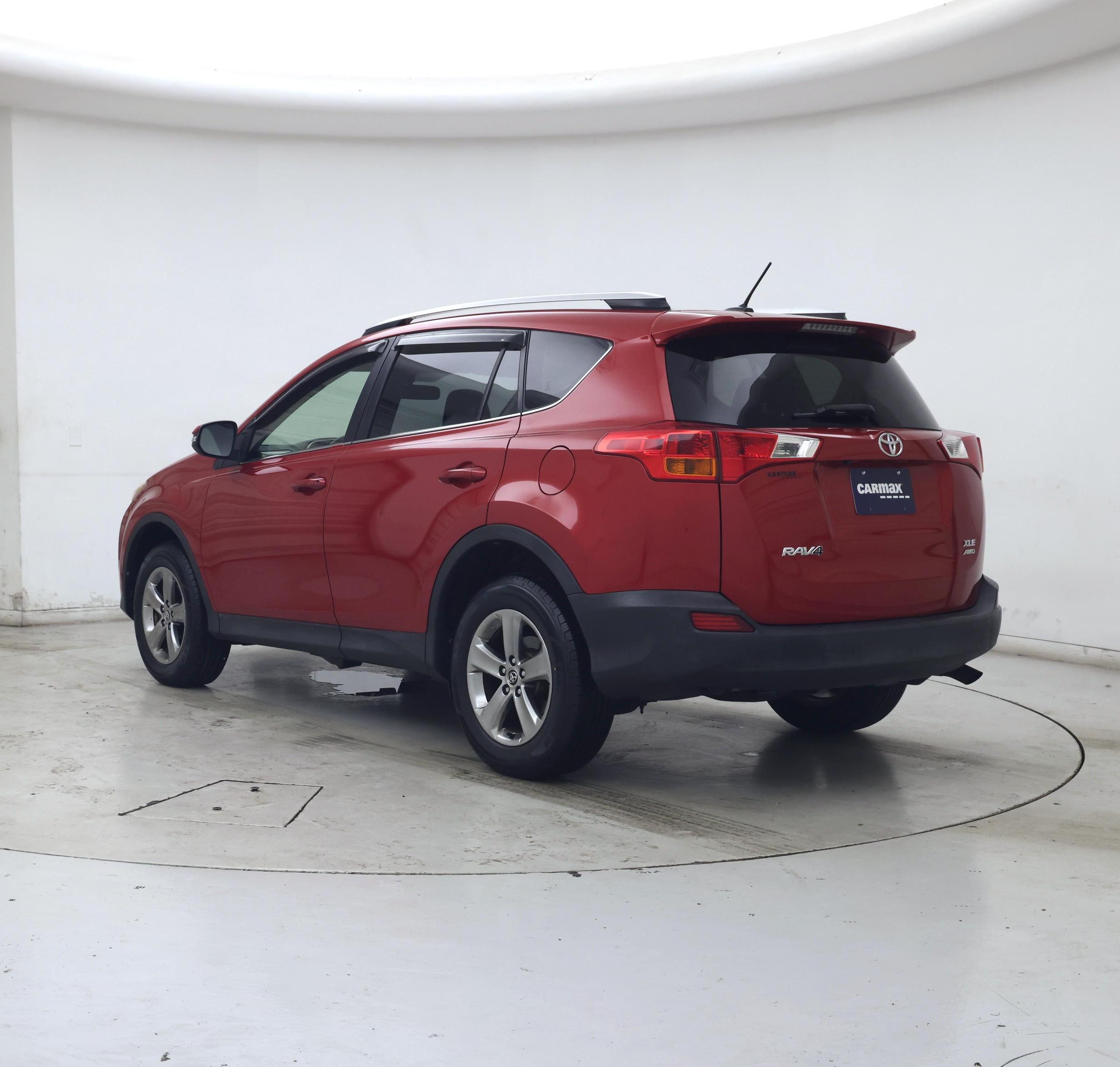 Thumbnail: 2015 Toyota RAV4 - 2