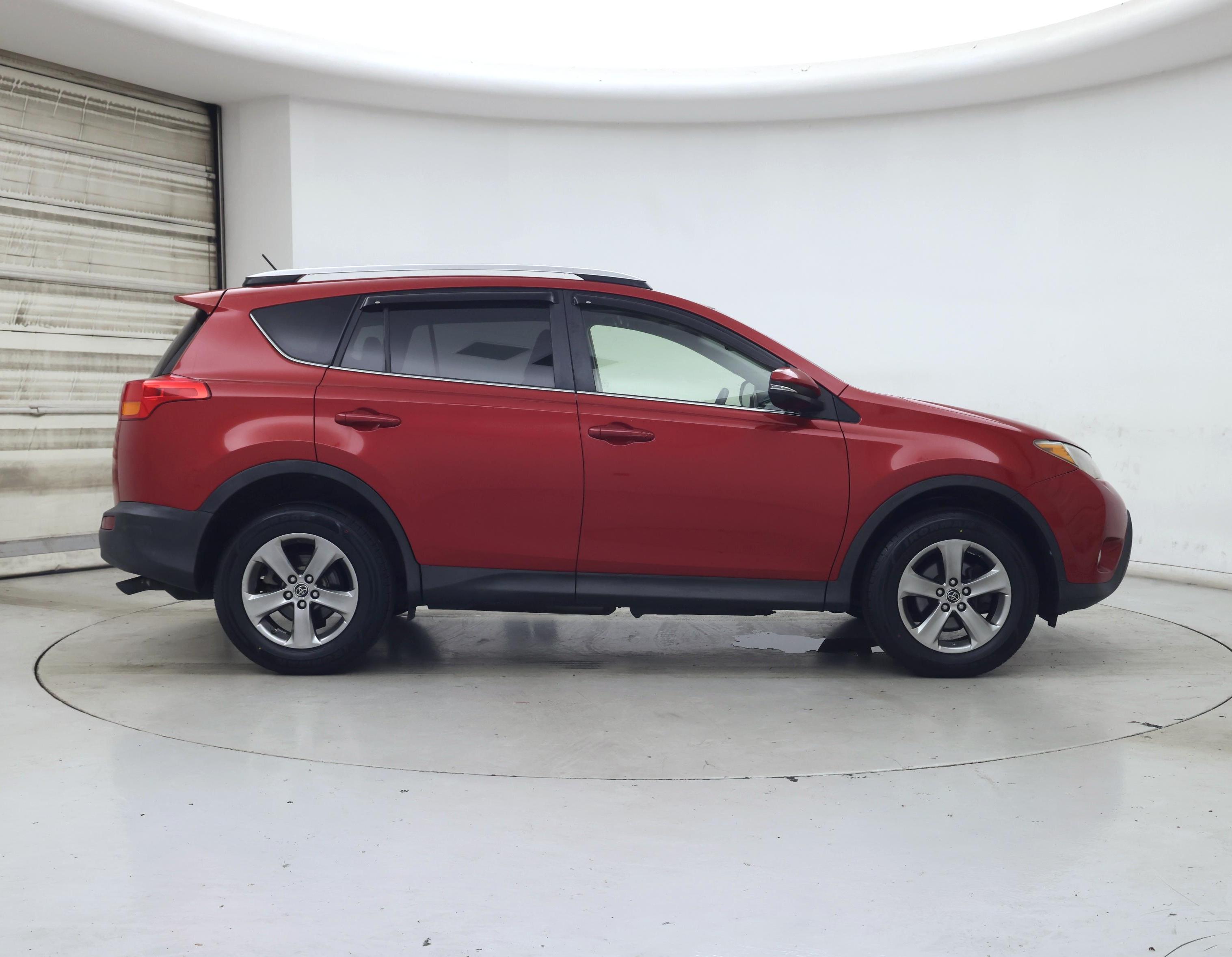 Thumbnail: 2015 Toyota RAV4 - 7