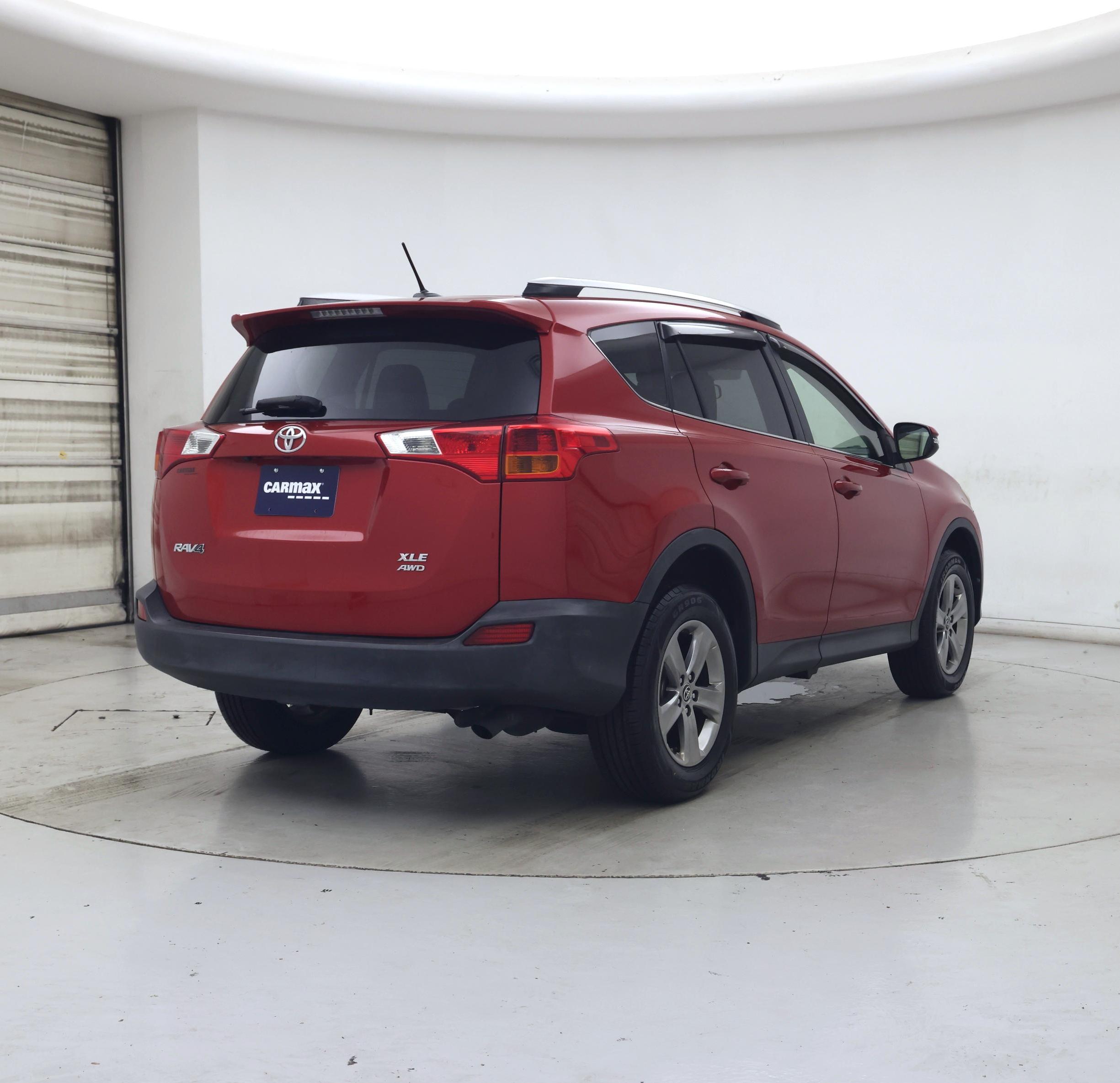 Thumbnail: 2015 Toyota RAV4 - 8