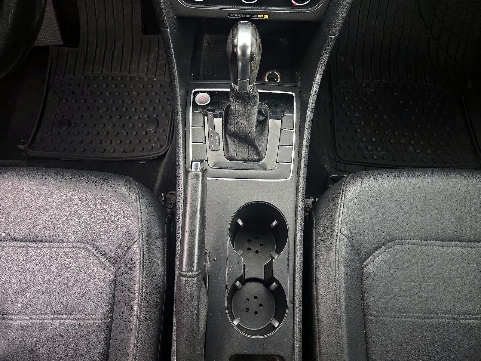 2015 Volkswagen Passat Limited Edition - Photo 18