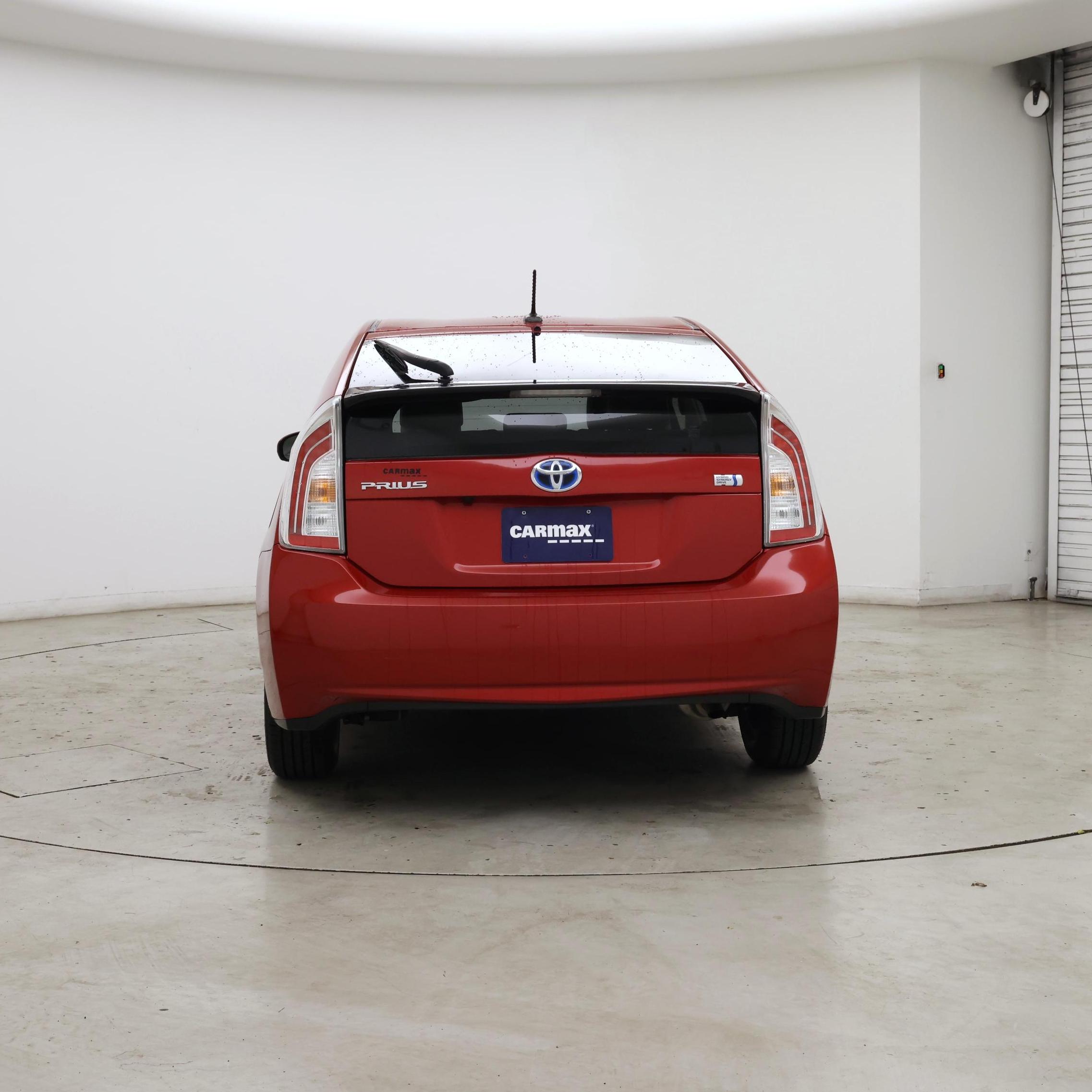 Thumbnail: 2015 Toyota Prius - 6