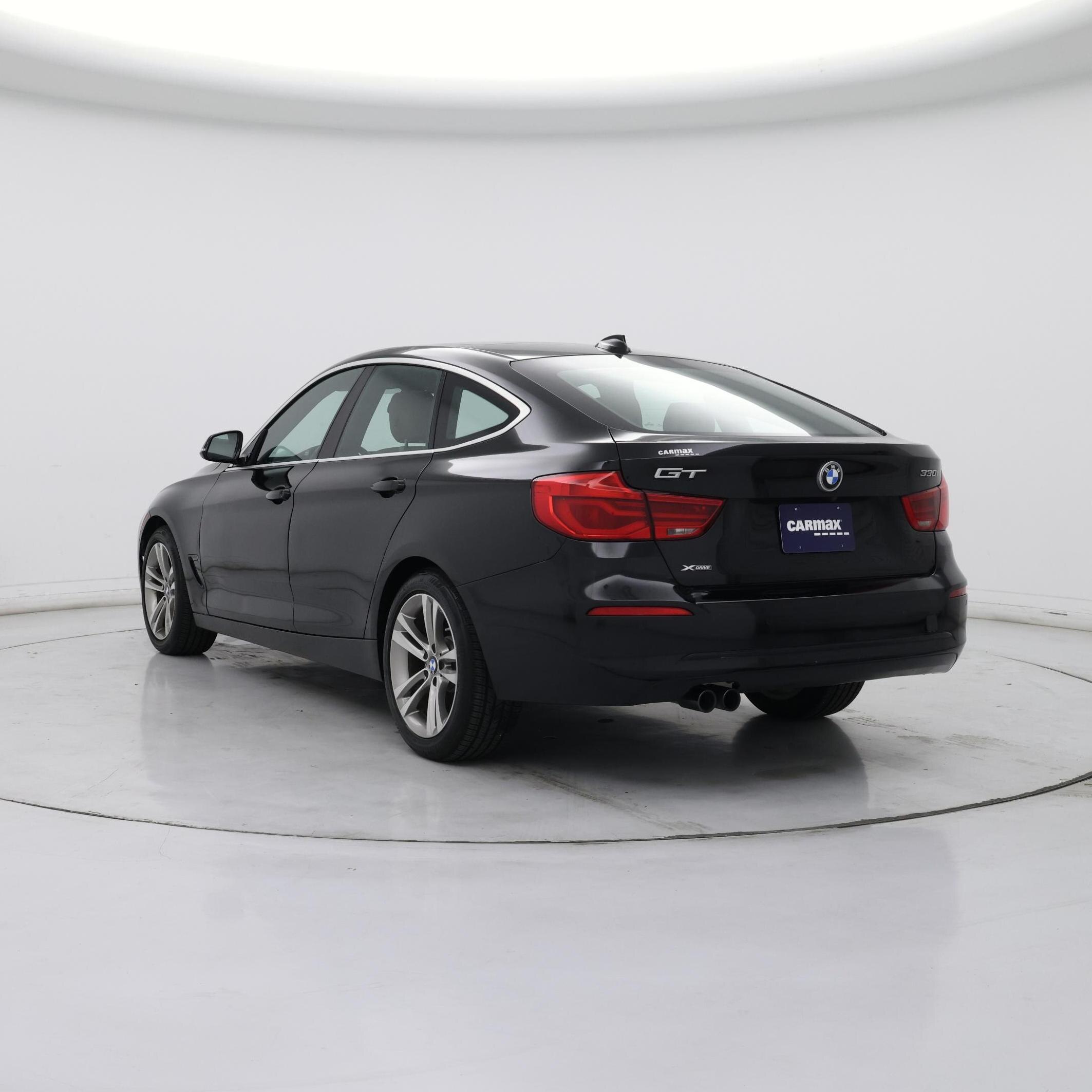 Thumbnail: 2017 BMW 3 Series - 2