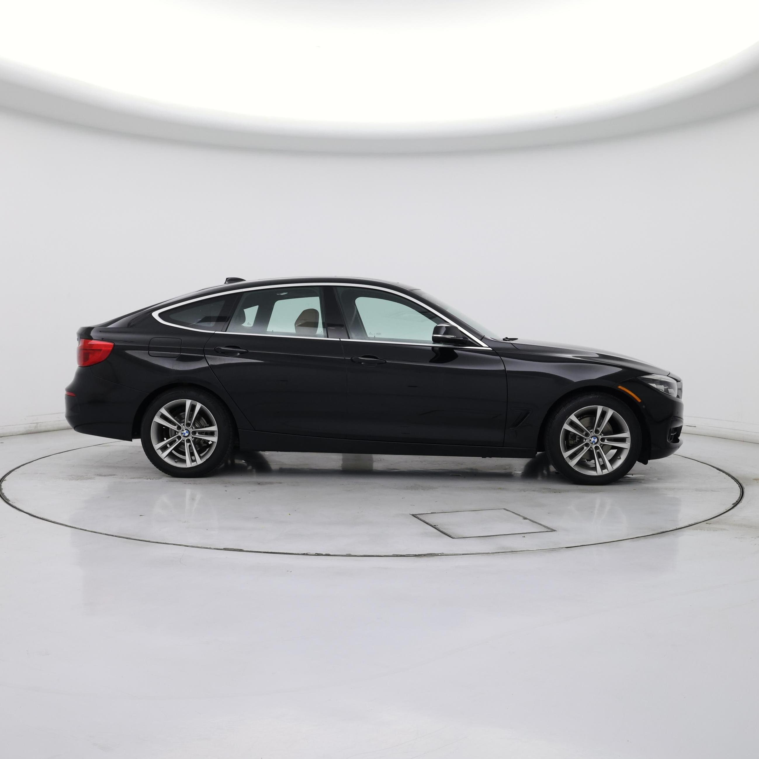 Thumbnail: 2017 BMW 3 Series - 7