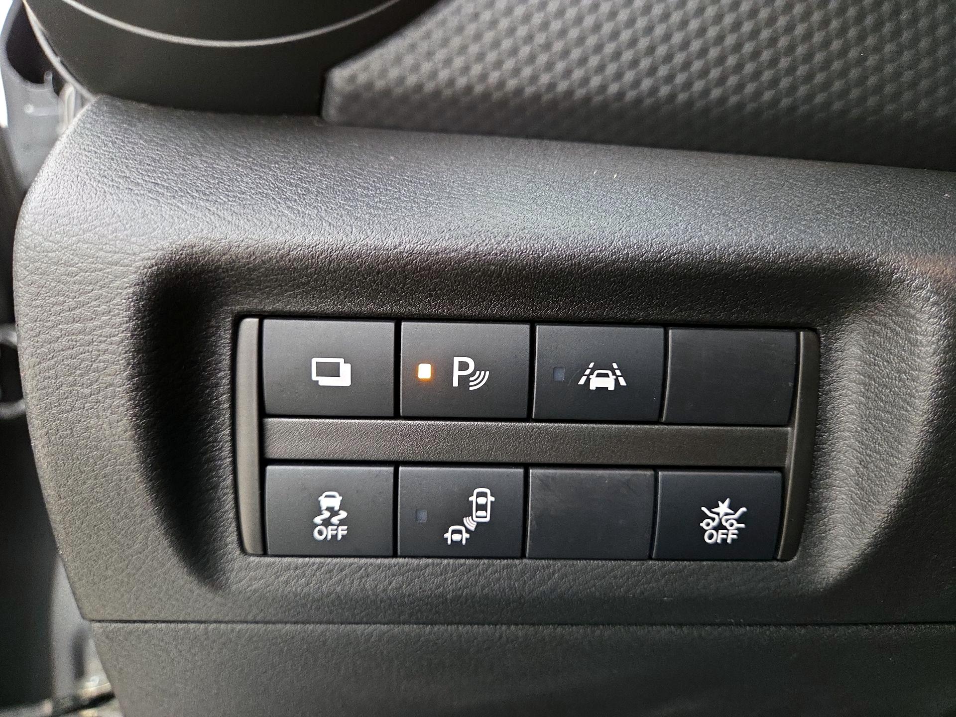 Thumbnail: 2021 Nissan Kicks - 13