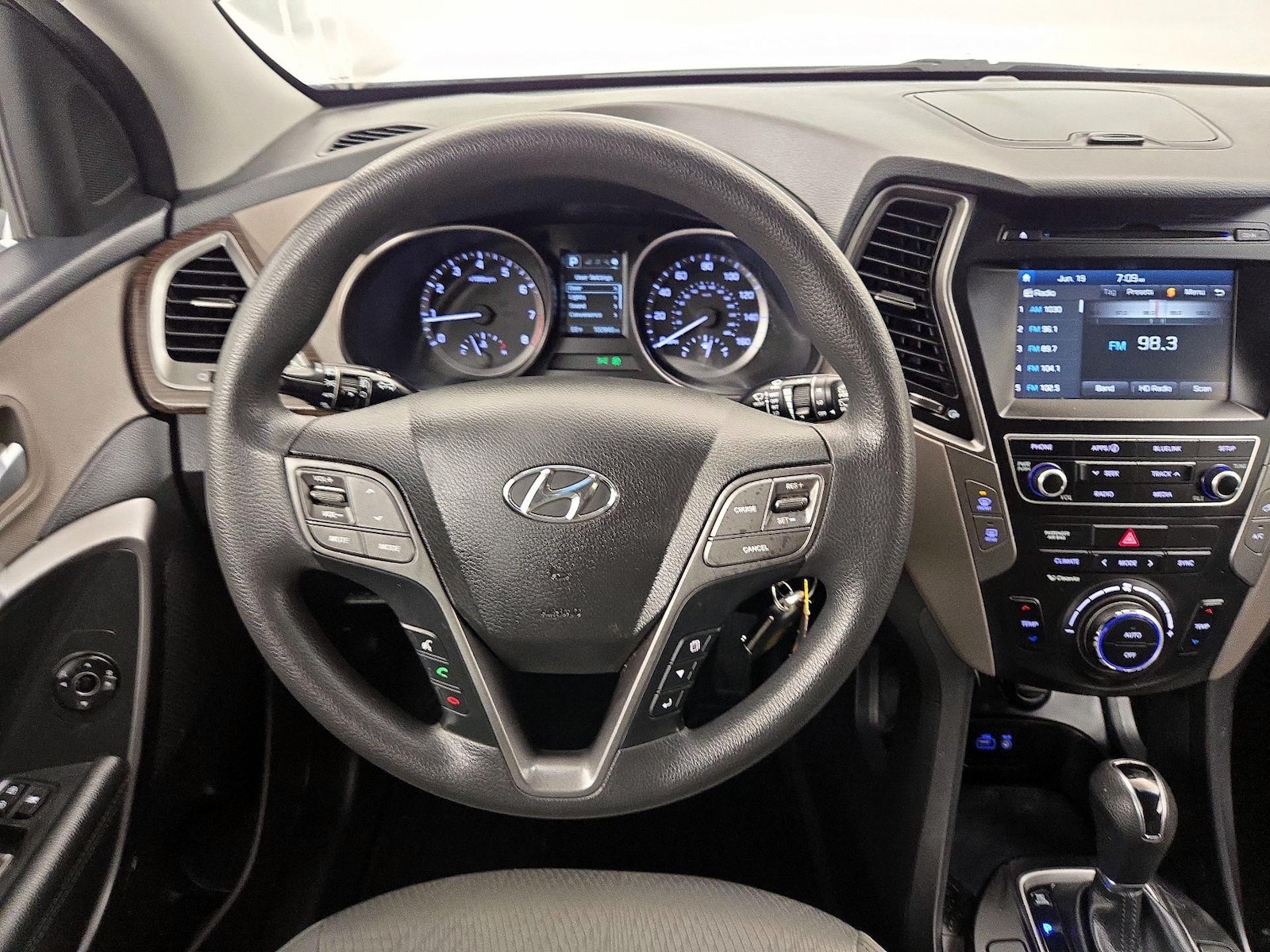 2017 Hyundai Santa Fe Sport - Photo 11