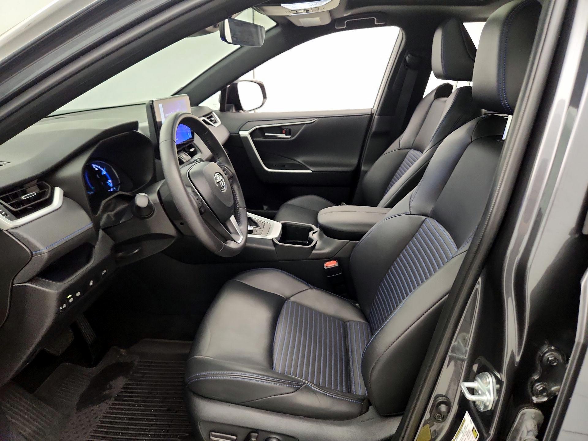 Thumbnail: 2024 Toyota RAV4 - 11