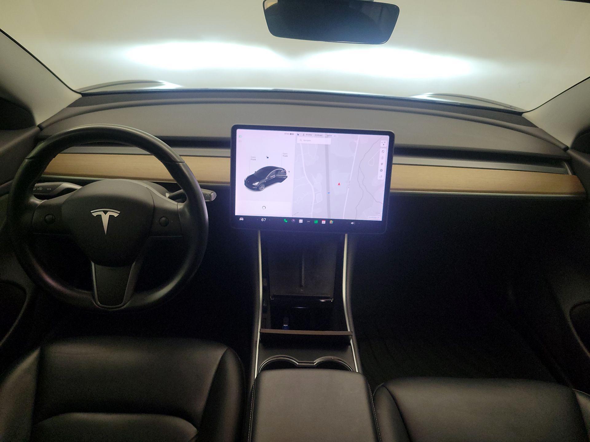Thumbnail: 2019 Tesla Model 3 - 9