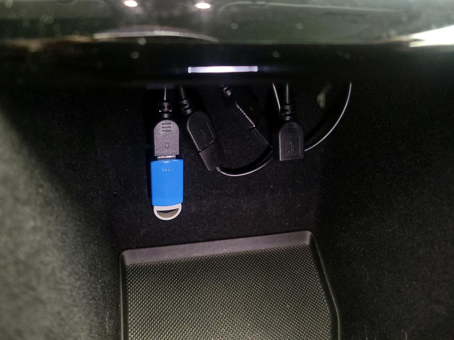 Thumbnail: 2019 Tesla Model 3 - 18