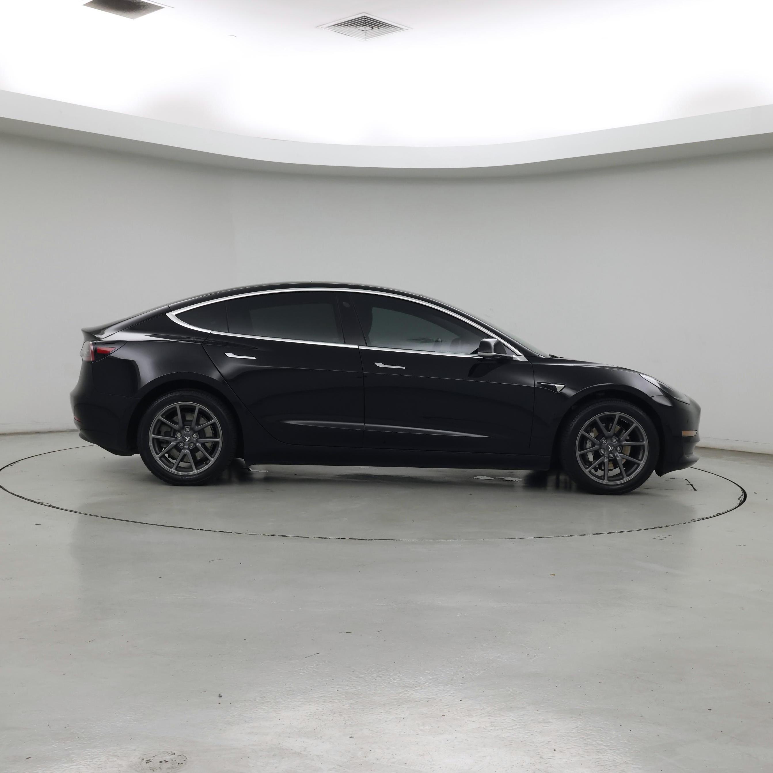 Thumbnail: 2019 Tesla Model 3 - 7