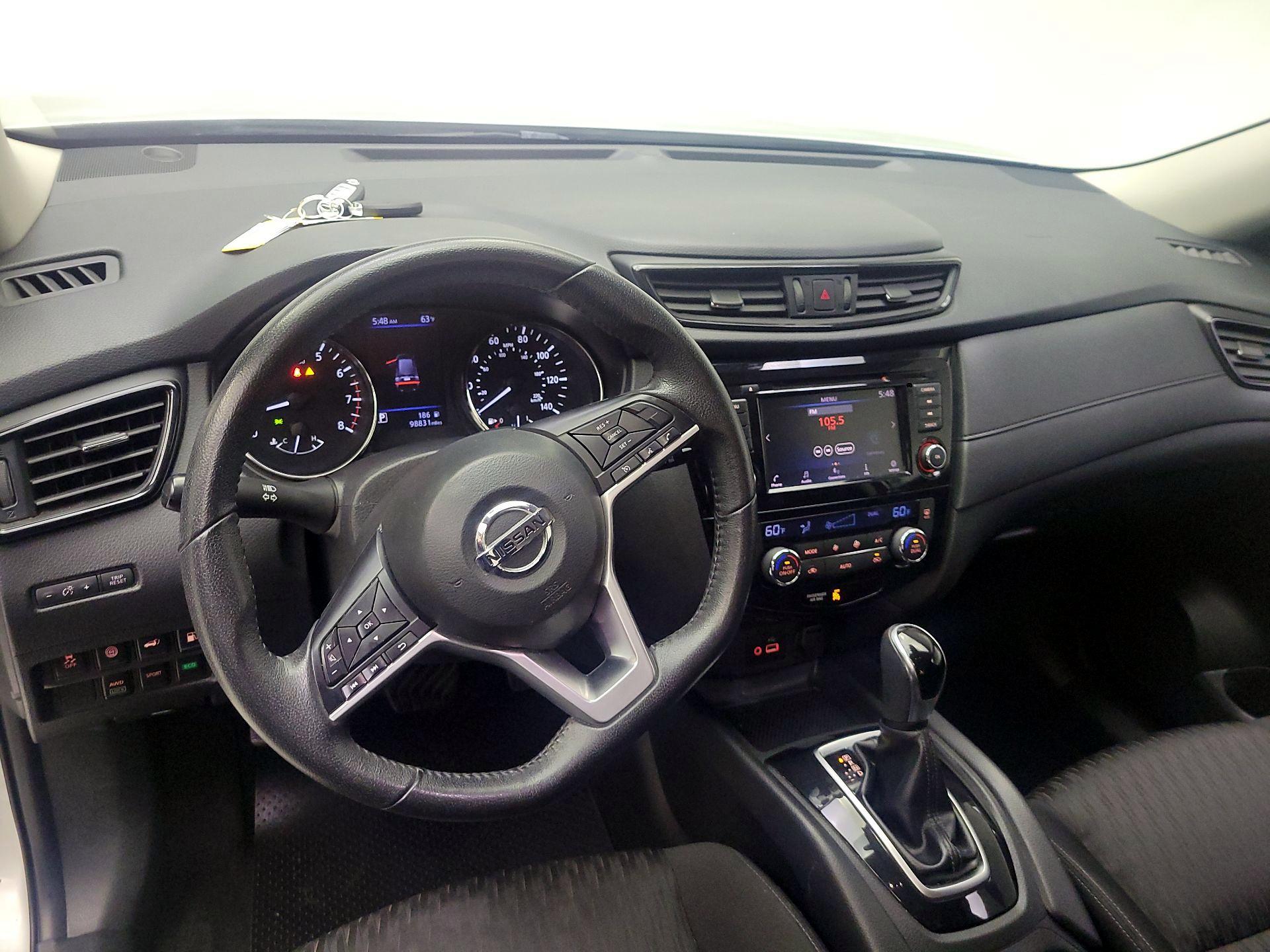 Thumbnail: 2020 Nissan Rogue - 9