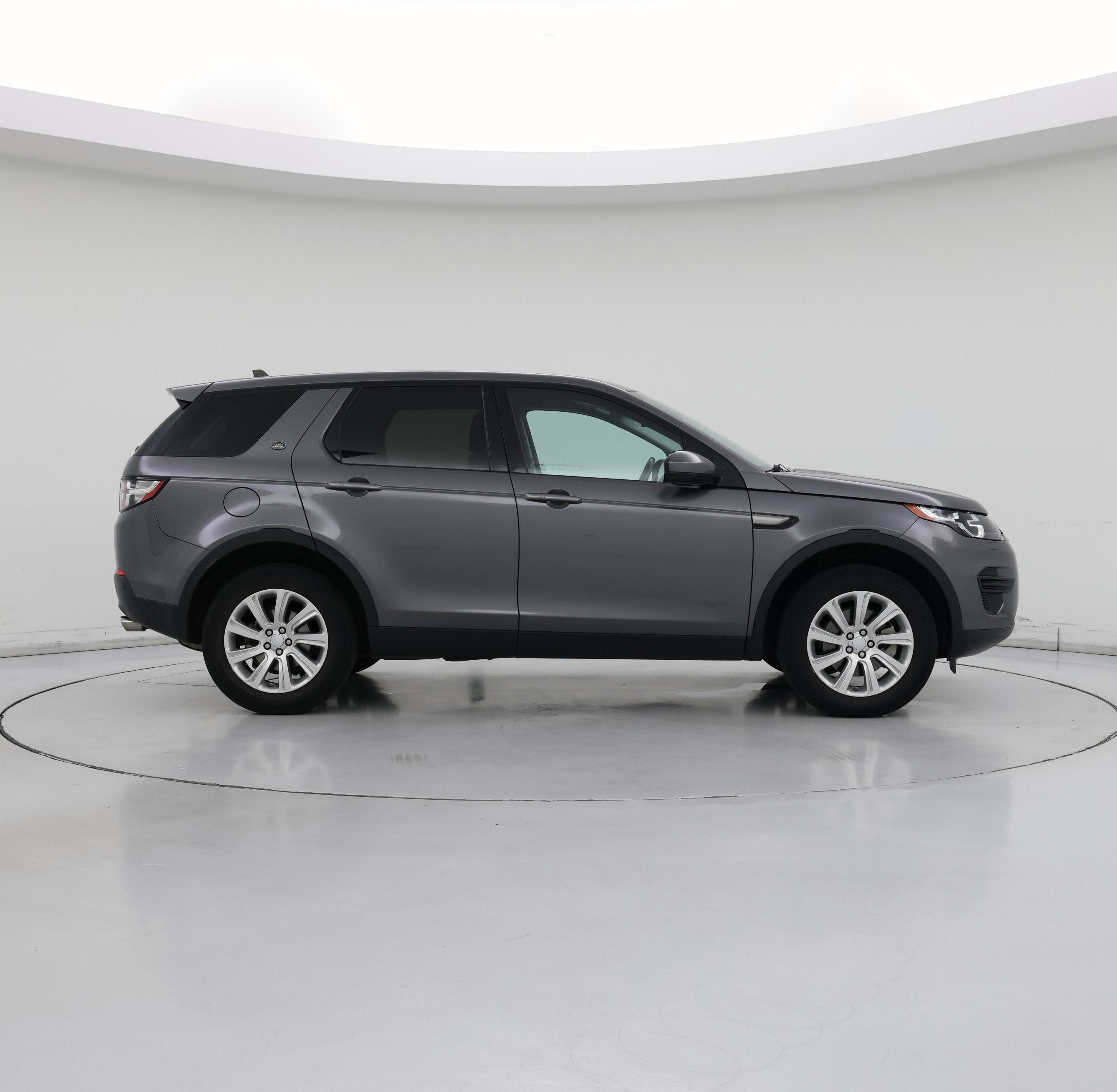 Thumbnail: 2016 Land Rover Discovery Sport - 7