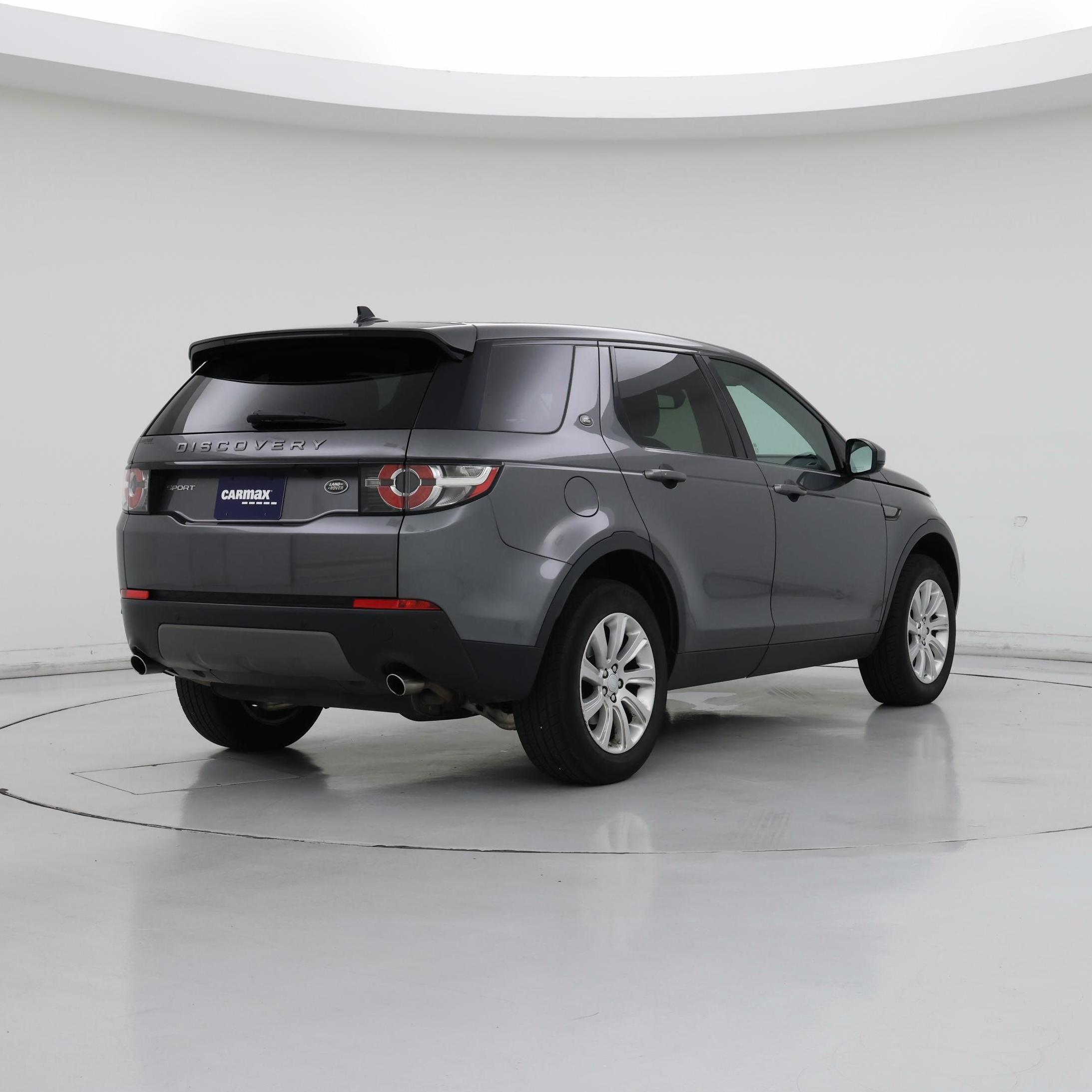 Thumbnail: 2016 Land Rover Discovery Sport - 8