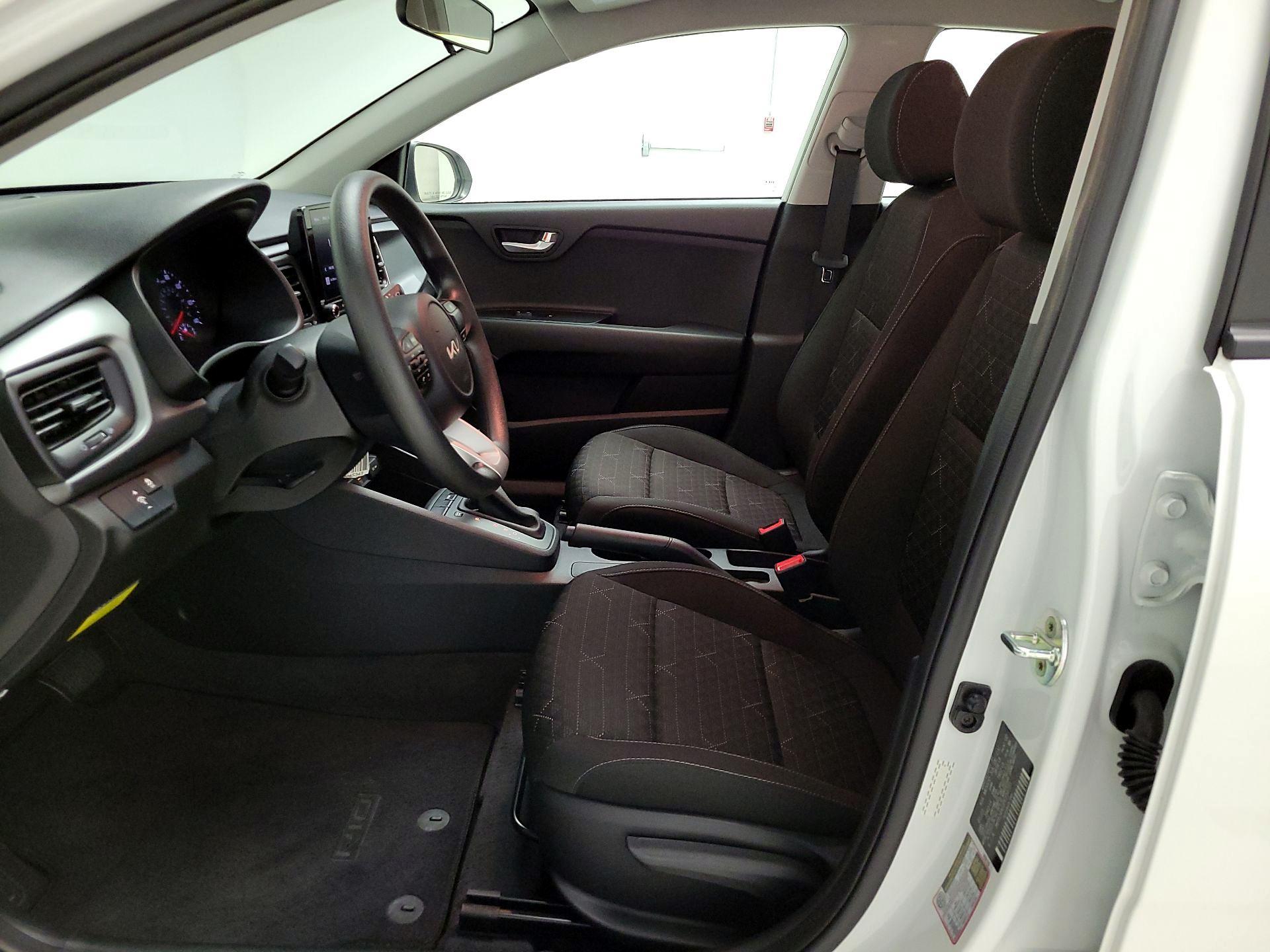 Thumbnail: 2023 Kia Rio - 11