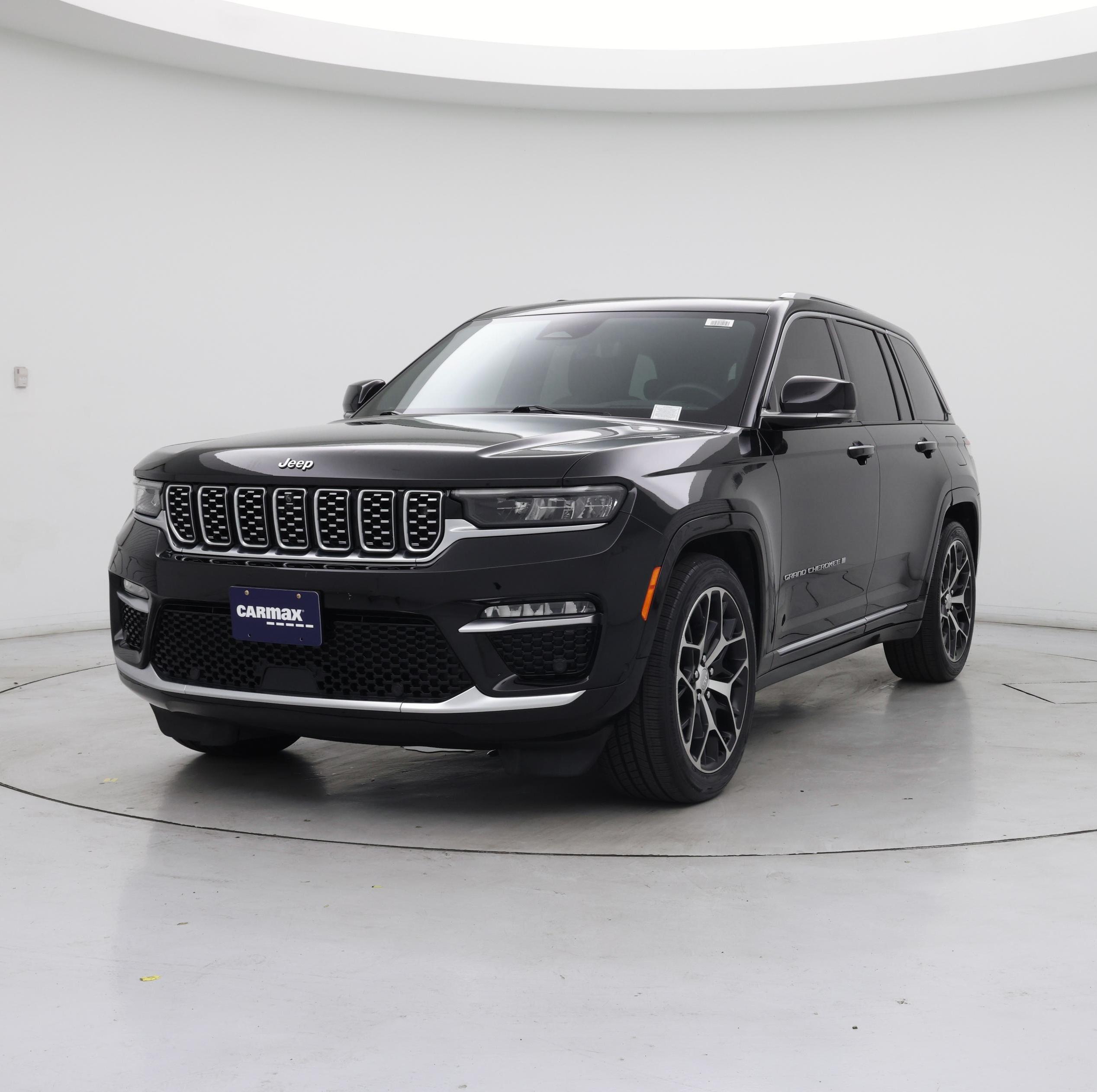 Thumbnail: 2023 Jeep Grand Cherokee - 4