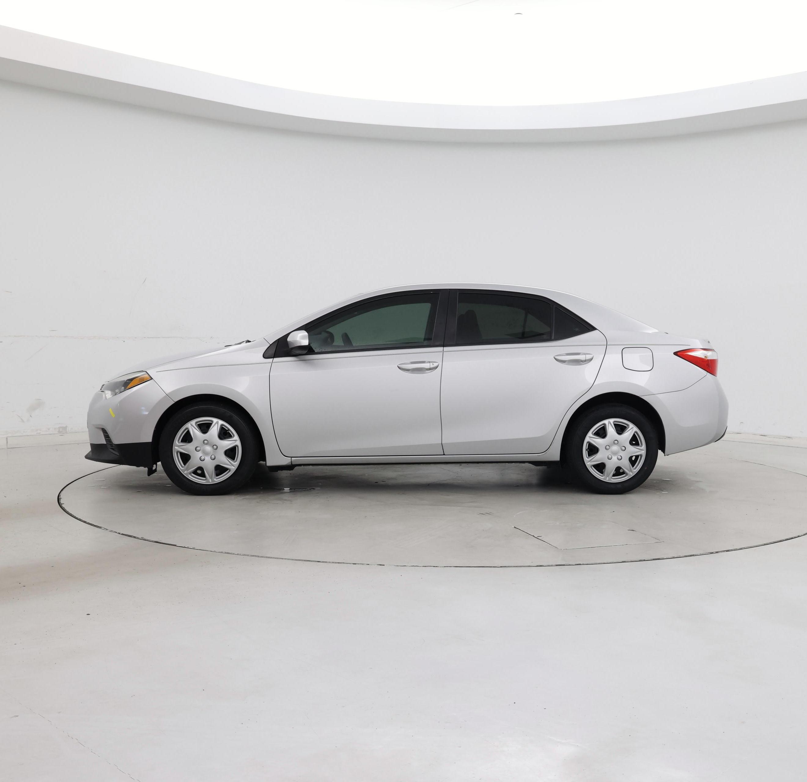 Thumbnail: 2015 Toyota Corolla - 3