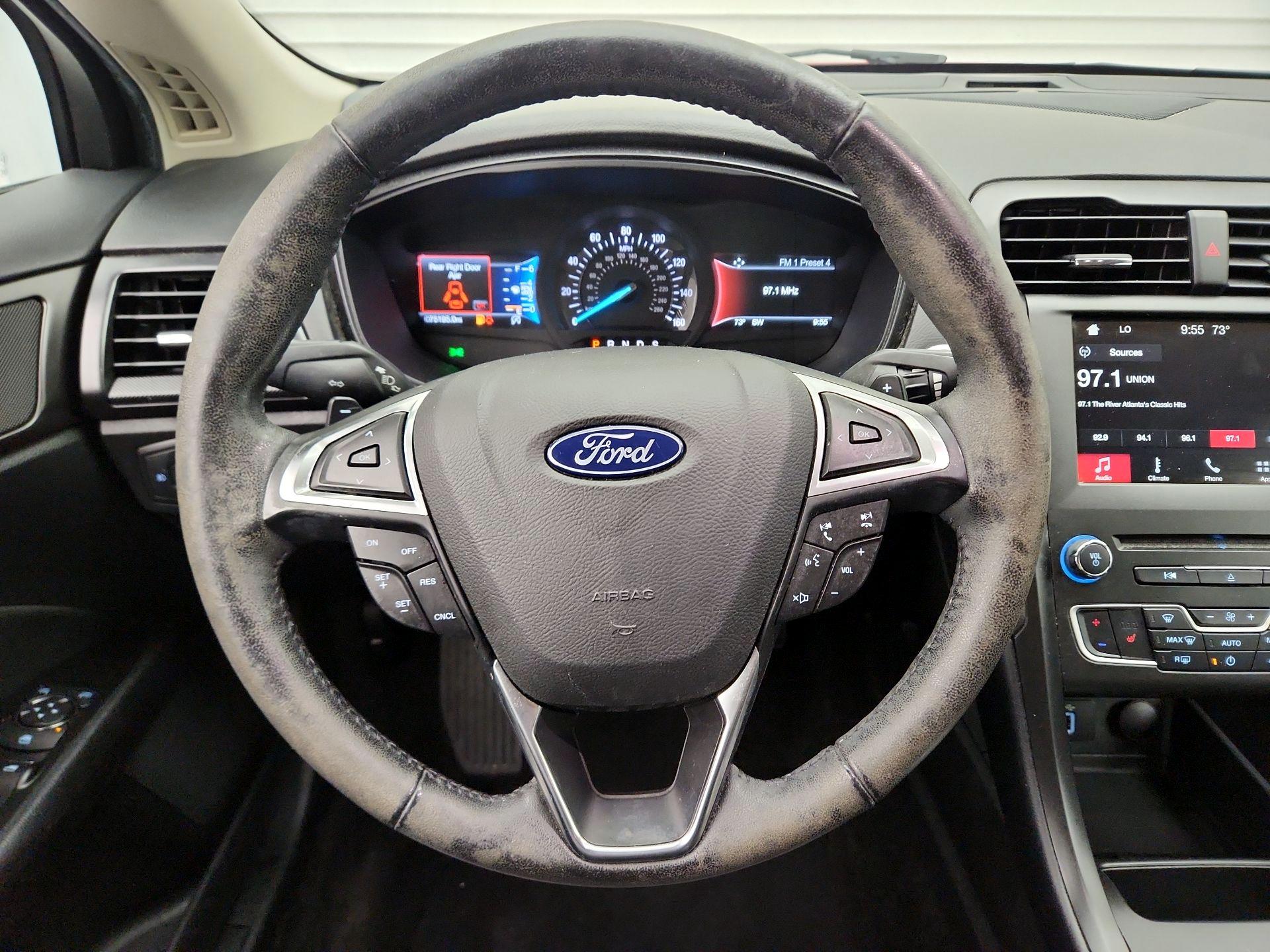 Thumbnail: 2018 Ford Fusion - 10