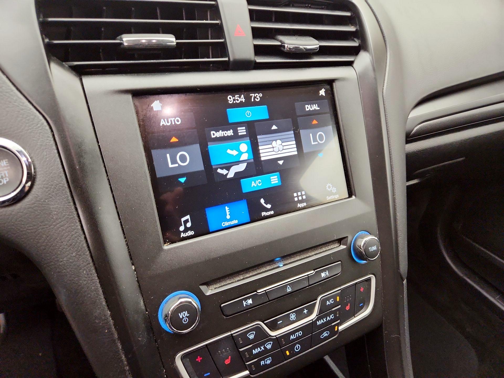 Thumbnail: 2018 Ford Fusion - 16