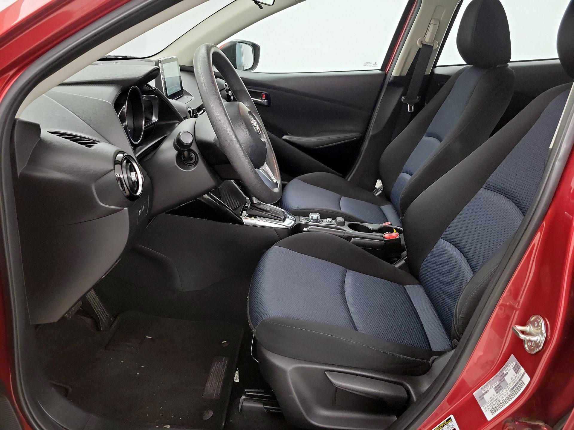 Thumbnail: 2017 Toyota Yaris iA - 11