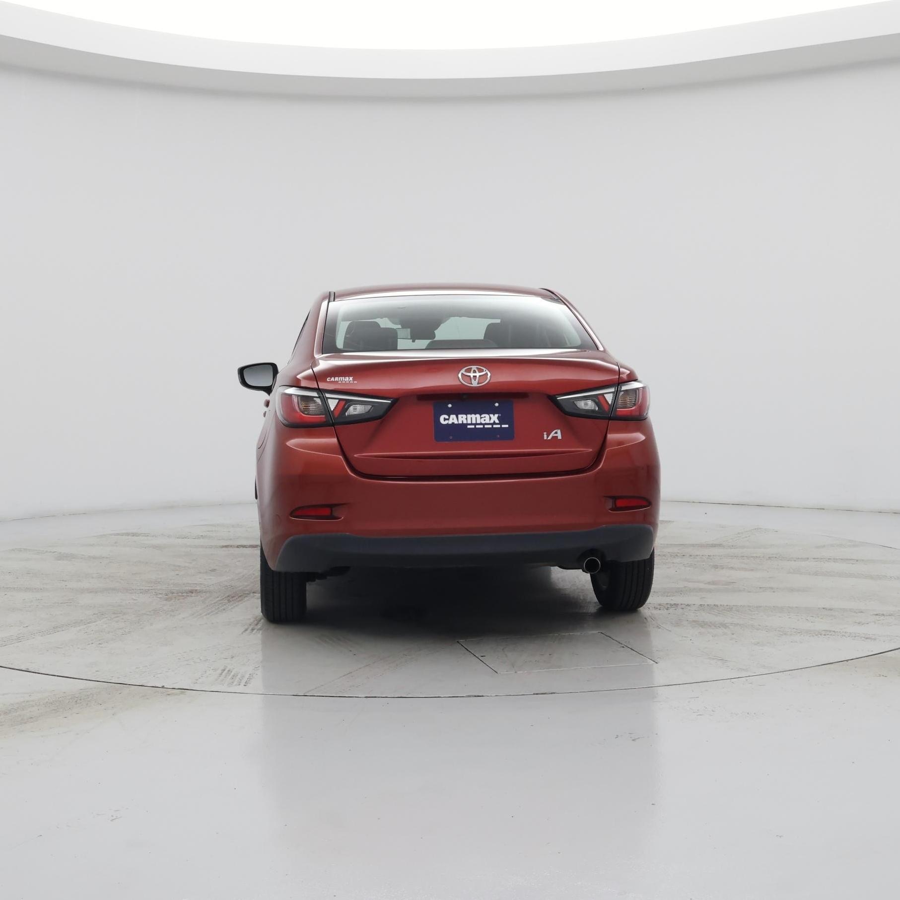 Thumbnail: 2017 Toyota Yaris iA - 6
