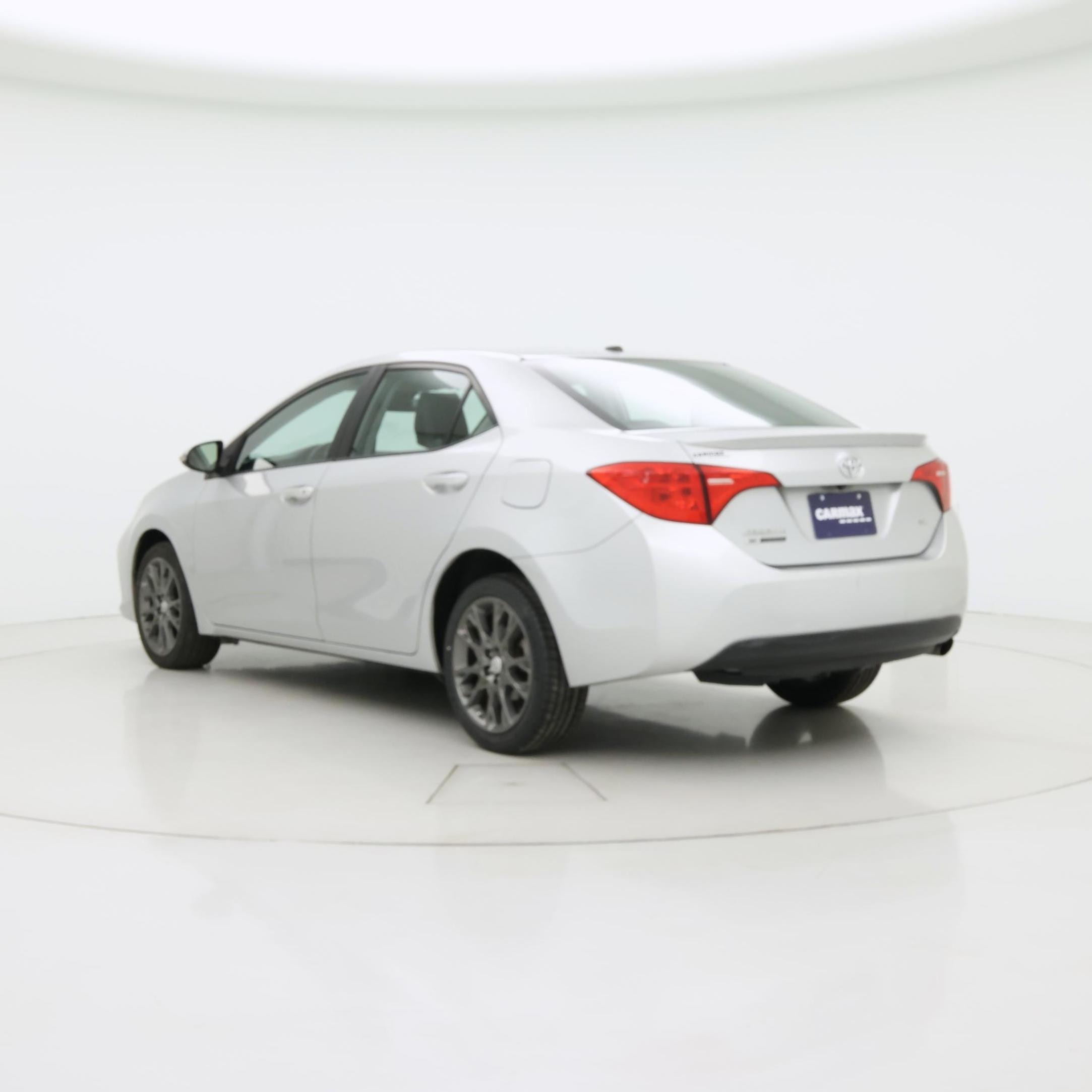 Thumbnail: 2017 Toyota Corolla - 2